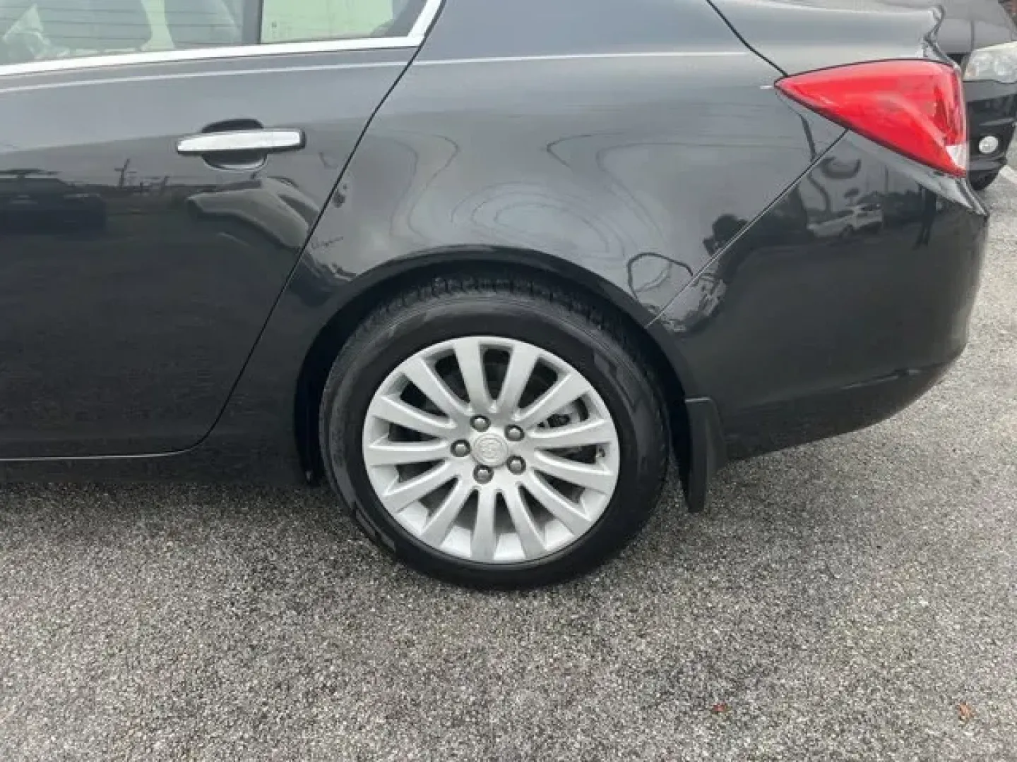 2012 Buick Regal (2G4GT5GV9C9) with an Other engine, AUTOMATIC transmission, located at 8829 US Hwy 19, Port Richey, FL, 34668, (727) 264-1107, 28.285917, -82.717346 - IIHS Top Safety Pick. Only 104,078 Miles! Delivers 29 Highway MPG and 18 City MPG! This Buick Regal boasts a Turbocharged Gas/Ethanol I4 2.0L/122 engine powering this Automatic transmission. WHEELS, 18 X 8 (45.7 CM X 20.3 CM) 13-SPOKE PAINTED ALLOY (STD), TRANSMISSION, 6-SPEED AUTOMATIC, ELECTRONICA - Photo#4