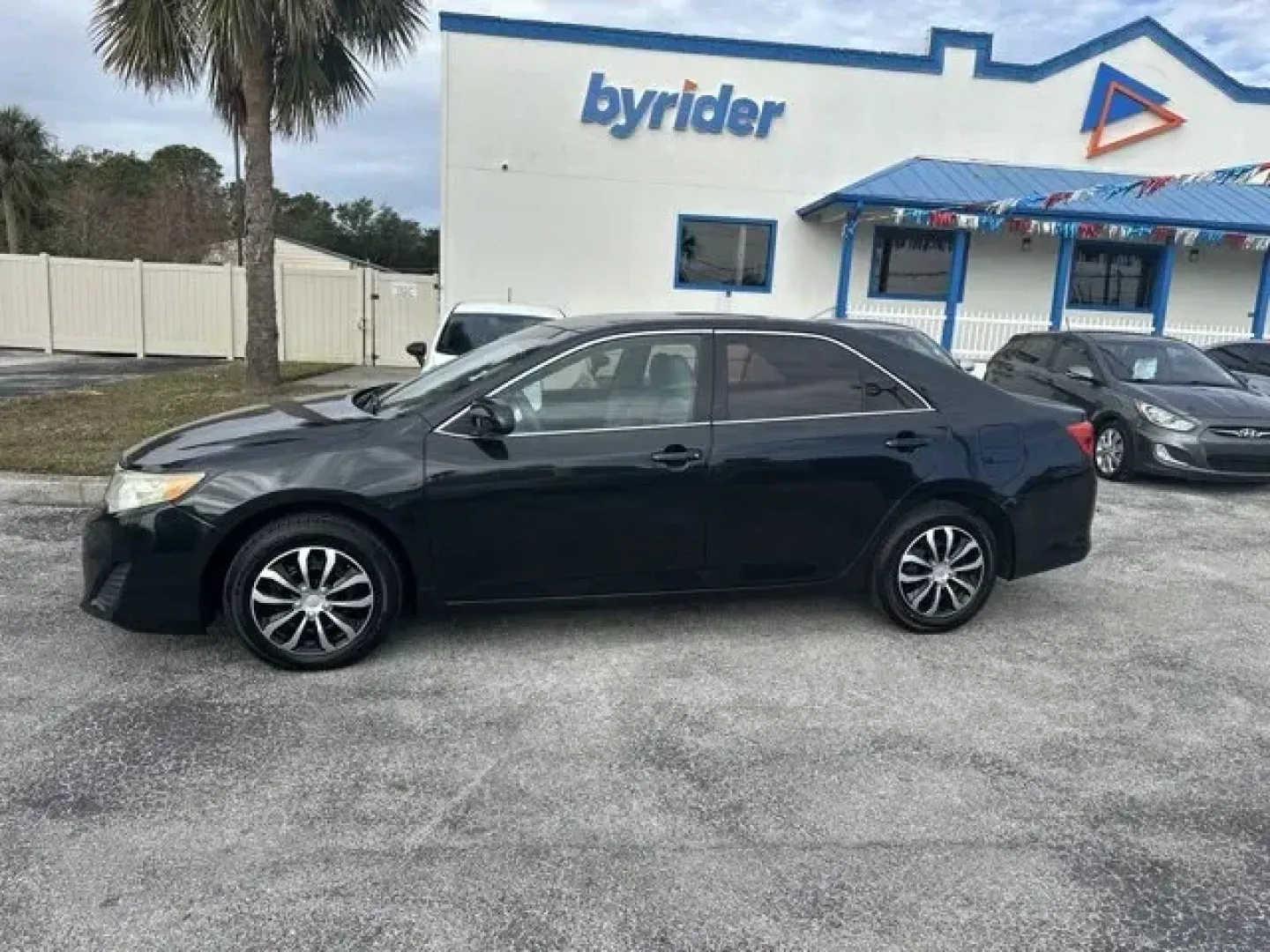 2012 Toyota Camry (4T1BF1FK6CU) with an Other engine, AUTOMATIC transmission, located at 8829 US Hwy 19, Port Richey, FL, 34668, (727) 264-1107, 28.285917, -82.717346 - KBB.com 10 Best Sedans Under $25,000. Delivers 35 Highway MPG and 25 City MPG! This Toyota Camry delivers a Gas I4 2.5L/152 engine powering this Automatic transmission. Whiplash-lessening front seats, Vehicle stability control, Variable assist pwr rack and pinion steering.*This Toyota Camry Comes - Photo#2