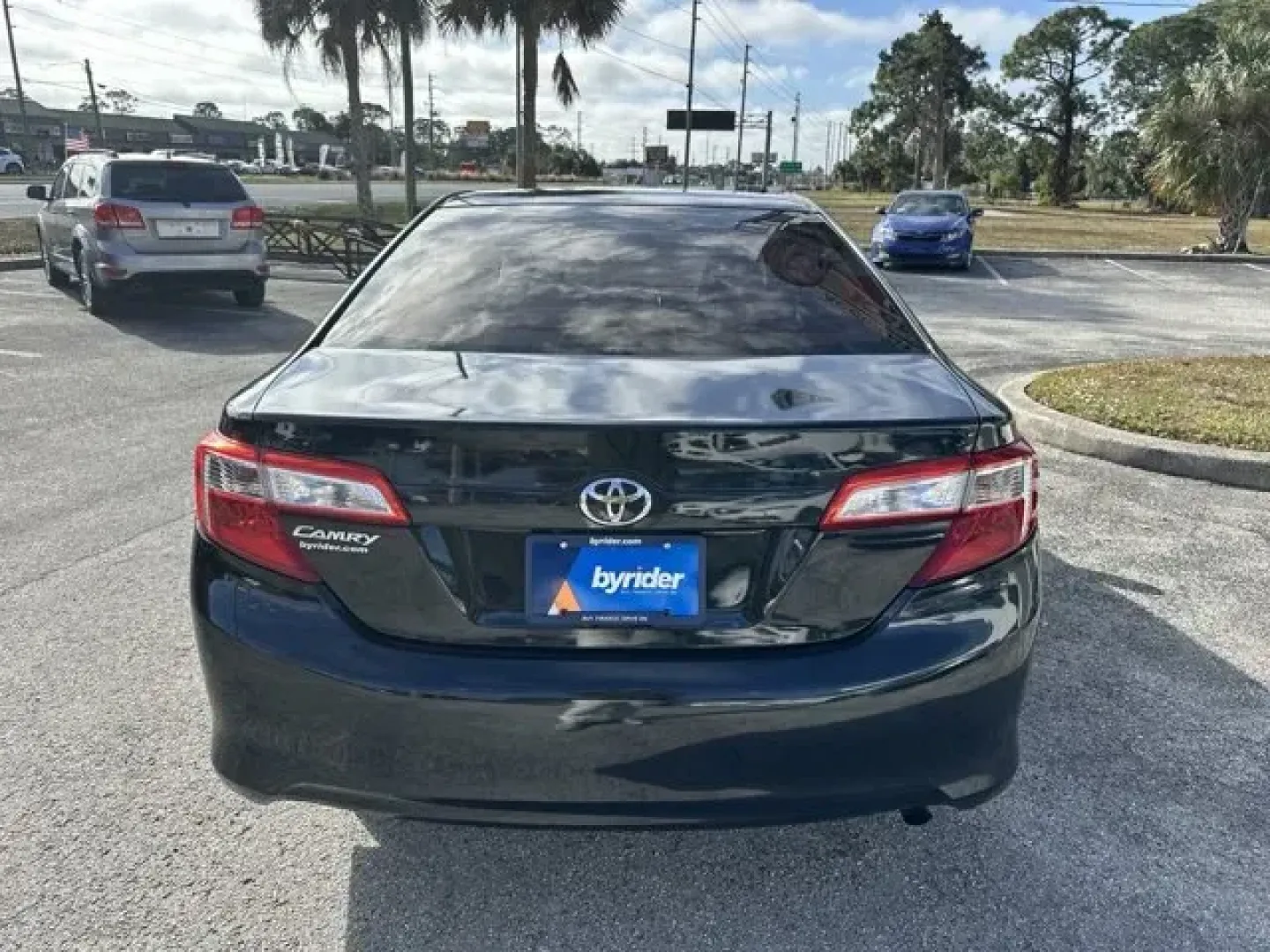2012 Toyota Camry (4T1BF1FK6CU) with an Other engine, AUTOMATIC transmission, located at 8829 US Hwy 19, Port Richey, FL, 34668, (727) 264-1107, 28.285917, -82.717346 - KBB.com 10 Best Sedans Under $25,000. Delivers 35 Highway MPG and 25 City MPG! This Toyota Camry delivers a Gas I4 2.5L/152 engine powering this Automatic transmission. Whiplash-lessening front seats, Vehicle stability control, Variable assist pwr rack and pinion steering.*This Toyota Camry Comes - Photo#4