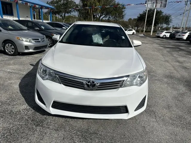 photo of 2014 Toyota Camry 