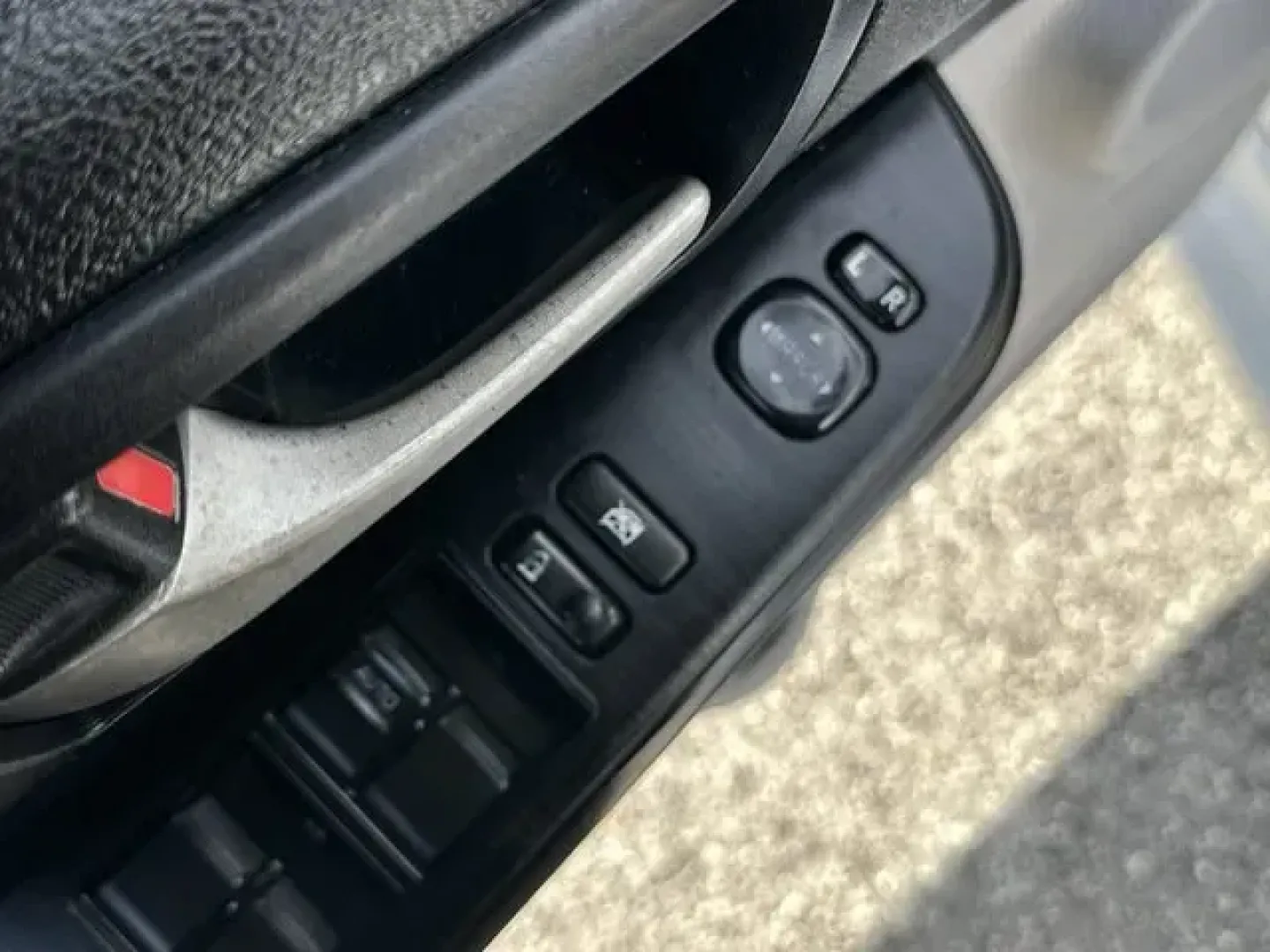 2014 Toyota Camry (4T1BF1FK5EU) with an Other engine, AUTOMATIC transmission, located at 8829 US Hwy 19, Port Richey, FL, 34668, (727) 264-1107, 28.285917, -82.717346 - KBB.com 10 Best Late-Model Used Cars Under $15,000. Only 118,636 Miles! Boasts 35 Highway MPG and 25 City MPG! This Toyota Camry delivers a Regular Unleaded I-4 2.5 L/152 engine powering this Automatic transmission. Window Grid Antenna, Valet Function, Trunk Rear Cargo Access.*This Toyota Camry Come - Photo#6