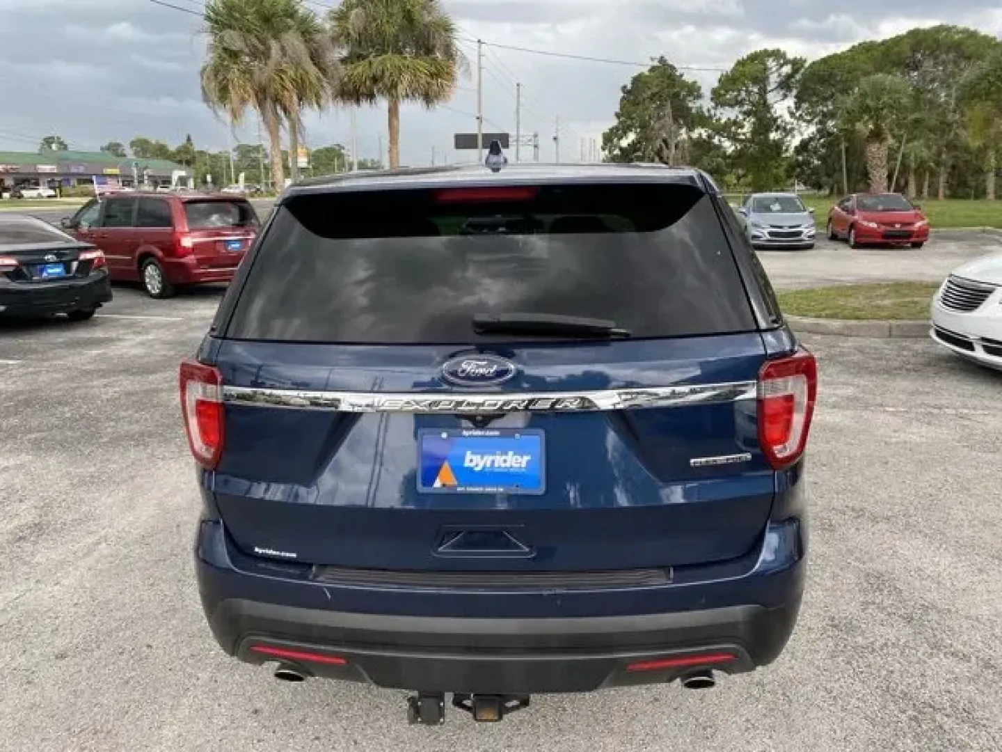 2016 Ford Explorer (1FM5K7B81GG) with an Other engine, AUTOMATIC transmission, located at 8829 US Hwy 19, Port Richey, FL, 34668, (727) 264-1107, 28.285917, -82.717346 - KBB.com 5-Year Cost to Own Awards. Delivers 24 Highway MPG and 17 City MPG! This Ford Explorer boasts a Regular Unleaded V-6 3.5 L/213 engine powering this Automatic transmission. Wheels: 18 Painted Aluminum, Trip Computer, Transmission: 6-Speed SelectShift Automatic.*This Ford Explorer Comes Equipp - Photo#4