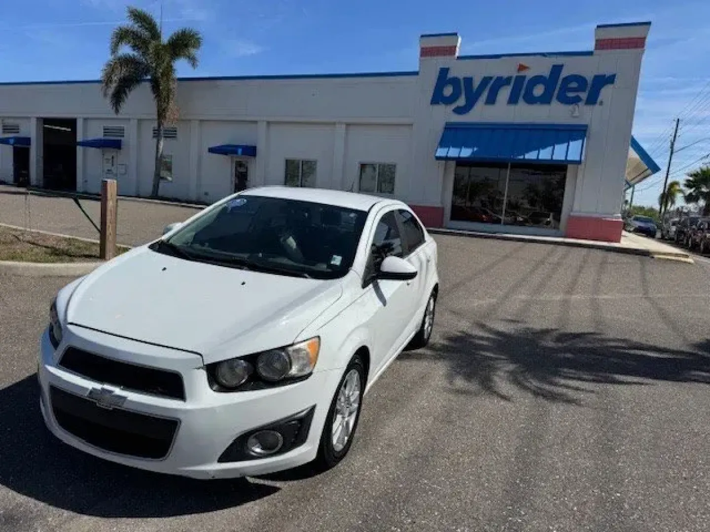 2014 Chevrolet Sonic (1G1JC5SH3E4) with an Other engine, AUTOMATIC transmission, located at 7701 Park Blvd., Pinellas Park, FL, 33781, (727) 369-7777, 27.839552, -82.747284 - KBB.com 10 Coolest New Cars Under $18,000. Only 111,687 Miles! Boasts 35 Highway MPG and 25 City MPG! This Chevrolet Sonic delivers a Gas I4 1.8L/110 engine powering this Automatic transmission. WHEELS, 16 (40.6 CM) SILVER-PAINTED ALUMINUM, WHEELS AND FOG LAMP PACKAGE includes (RRV) 16 silver-painte - Photo#1