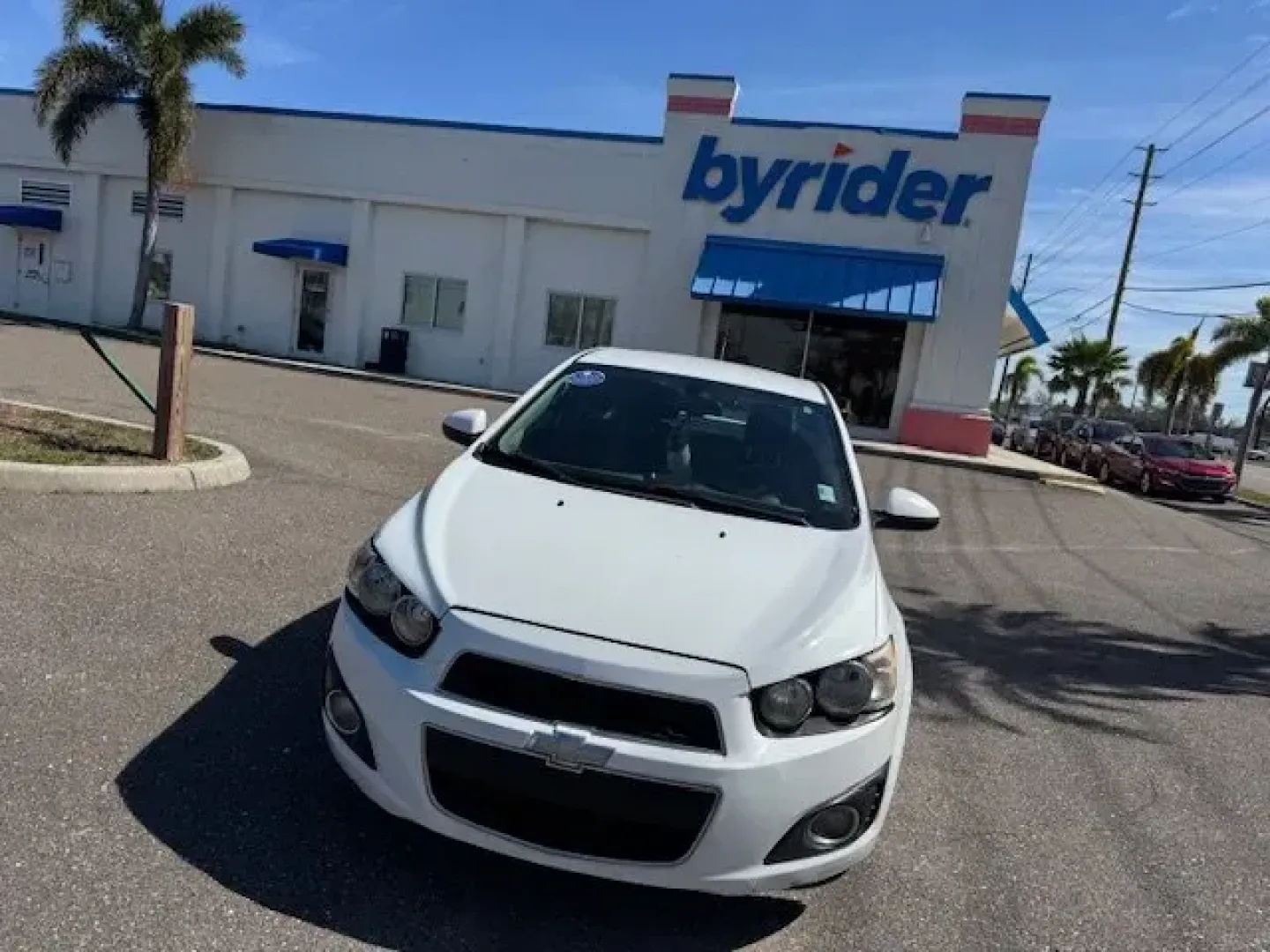 2014 Chevrolet Sonic (1G1JC5SH3E4) with an Other engine, AUTOMATIC transmission, located at 7701 Park Blvd., Pinellas Park, FL, 33781, (727) 369-7777, 27.839552, -82.747284 - KBB.com 10 Coolest New Cars Under $18,000. Only 111,687 Miles! Boasts 35 Highway MPG and 25 City MPG! This Chevrolet Sonic delivers a Gas I4 1.8L/110 engine powering this Automatic transmission. WHEELS, 16 (40.6 CM) SILVER-PAINTED ALUMINUM, WHEELS AND FOG LAMP PACKAGE includes (RRV) 16 silver-painte - Photo#2