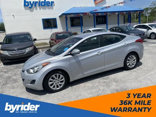 photo of 2013 Hyundai Elantra 