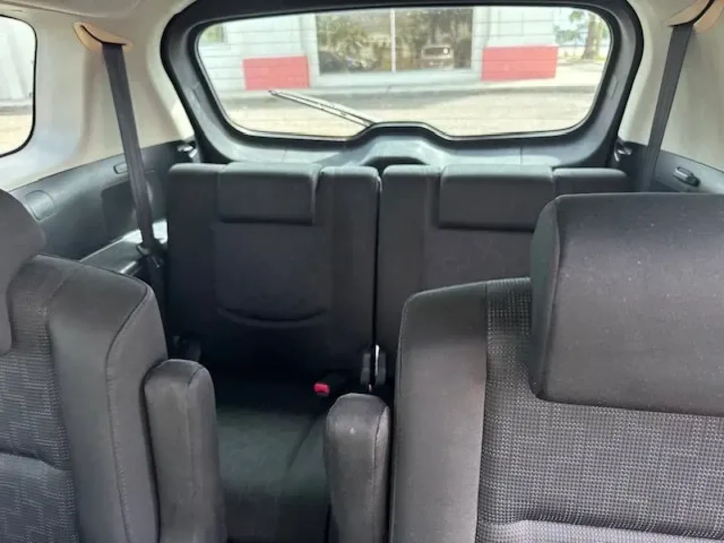 2009 Mazda Mazda5 (JM1CR293790) with an Other engine, AUTOMATIC transmission, located at 7701 Park Blvd., Pinellas Park, FL, 33781, (727) 369-7777, 27.839552, -82.747284 - Only 97,643 Miles! Boasts 27 Highway MPG and 21 City MPG! This Mazda Mazda5 delivers a Gas I4 2.3L/138 engine powering this Automatic transmission. SUNLIGHT SILVER, BLACK, CLOTH SEAT TRIM, Warning lights -inc: air bags, battery charge, check engine, door ajar, high-beam, low fuel, oil pressure, park - Photo#7