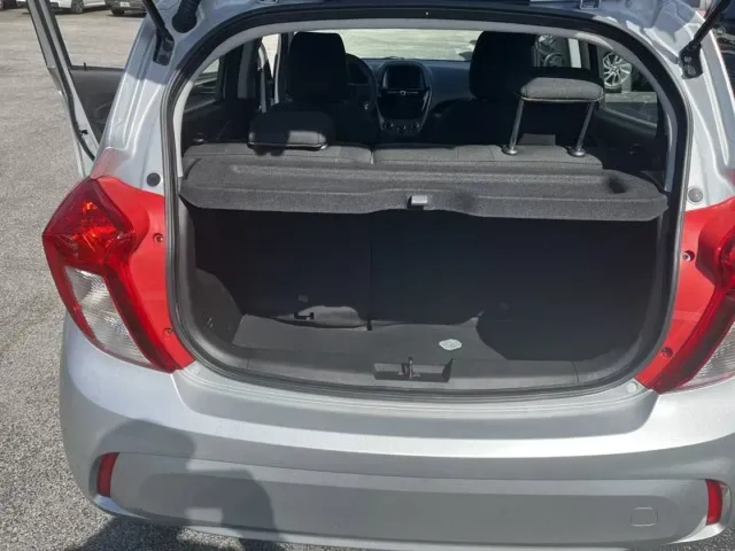 2020 Chevrolet Spark (KL8CB6SA2LC) with an Other engine, AUTOMATIC transmission, located at 1285 Cassat Ave, Jacksonville, FL, 32205, (904) 425-3000, 30.299780, -81.732430 - Scores 38 Highway MPG and 30 City MPG! This Chevrolet Spark delivers a Gas I4 1.4L/85 engine powering this Automatic transmission. TRANSMISSION, CONTINUOUS VARIABLE (CVT) (STD), SILVER ICE (Metallic paint.), SEATS, FRONT HIGH-BACK BUCKET (STD).*This Chevrolet Spark Comes Equipped with These Options - Photo#7
