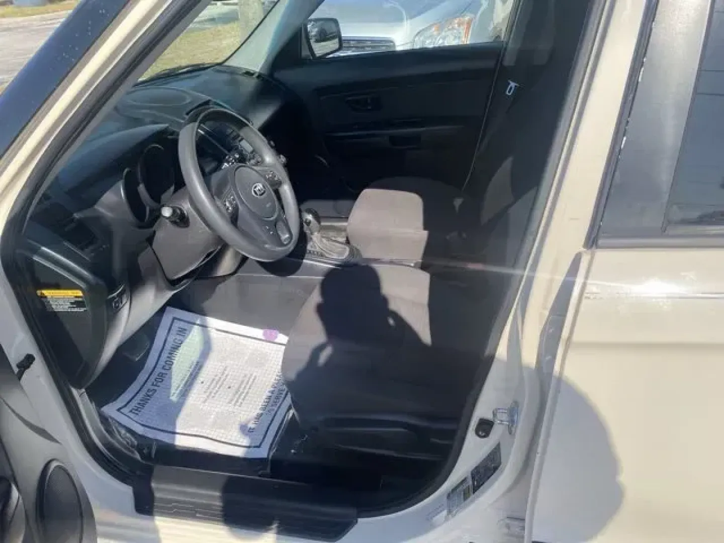 2013 Kia Soul (KNDJT2A50D7) with an Other engine, AUTOMATIC transmission, located at 8829 US Hwy 19, Port Richey, FL, 34668, (727) 264-1107, 28.285917, -82.717346 - IIHS Top Safety Pick. Only 121,756 Miles! Delivers 30 Highway MPG and 25 City MPG! This Kia Soul boasts a Gas I4 1.6L/97 engine powering this Automatic transmission. IPOD CABLE, CARPETED FLOOR MATS, BLACK SEAT TRIM.*This Kia Soul Comes Equipped with These Options *Waistline molding w/fender garnish - Photo#5