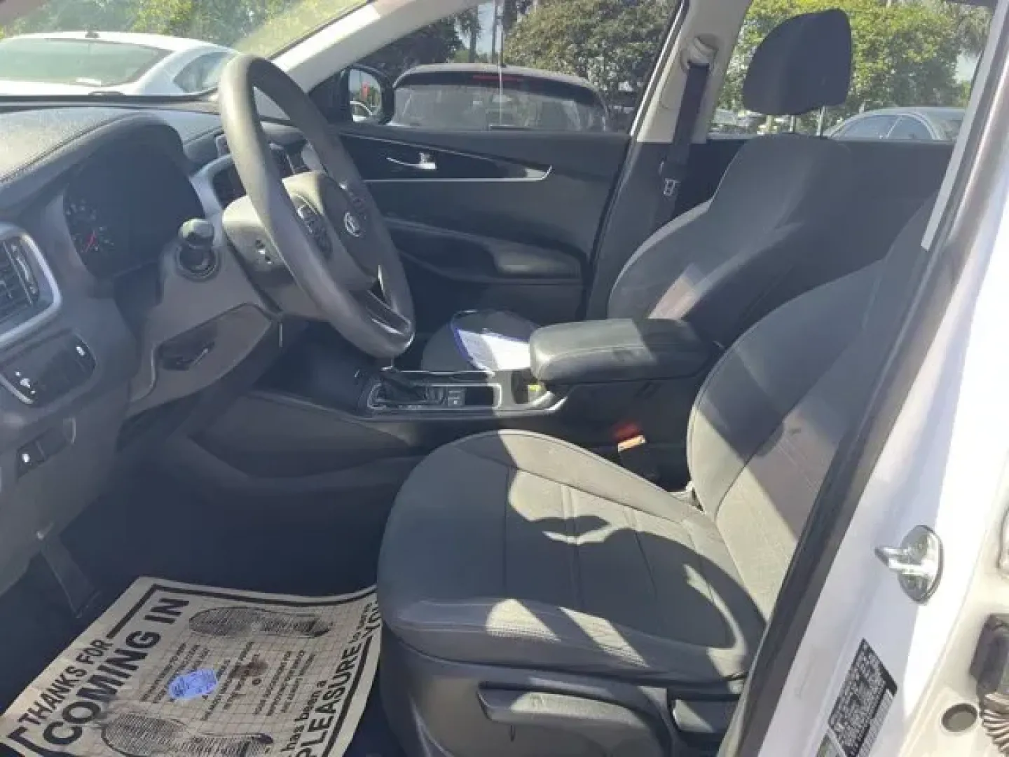 2017 Kia Sorento (5XYPG4A38HG) with an Other engine, AUTOMATIC transmission, located at 1285 Cassat Ave, Jacksonville, FL, 32205, (904) 425-3000, 30.299780, -81.732430 - KBB.com 10 Most Awarded Brands. Boasts 28 Highway MPG and 21 City MPG! This Kia Sorento boasts a Regular Unleaded I-4 2.4 L/144 engine powering this Automatic transmission. SNOW WHITE PEARL, CARPET FLOOR MATS (5 SEAT), YES Essentials Cloth Seat Trim.* This Kia Sorento Features the Following Options - Photo#9