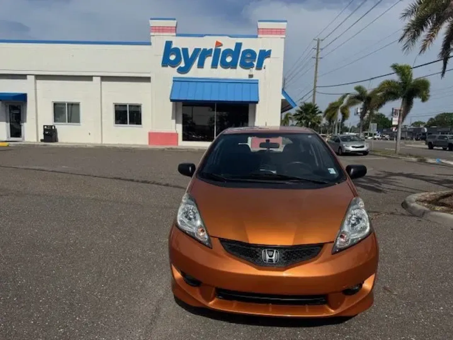 2011 Honda Fit (JHMGE8H58BC) with an Other engine, AUTOMATIC transmission, located at 7701 Park Blvd., Pinellas Park, FL, 33781, (727) 369-7777, 27.839552, -82.747284 - KBB.com Top 10 Coolest New Cars Under $18,000. Only 142,254 Miles! Scores 33 Highway MPG and 27 City MPG! This Honda Fit boasts a Gas I4 1.5L/91.4 engine powering this Automatic transmission. Vehicle Stability Assist (VSA) w/traction control, Torsion beam rear suspension, Tire pressure monitoring sy - Photo#2