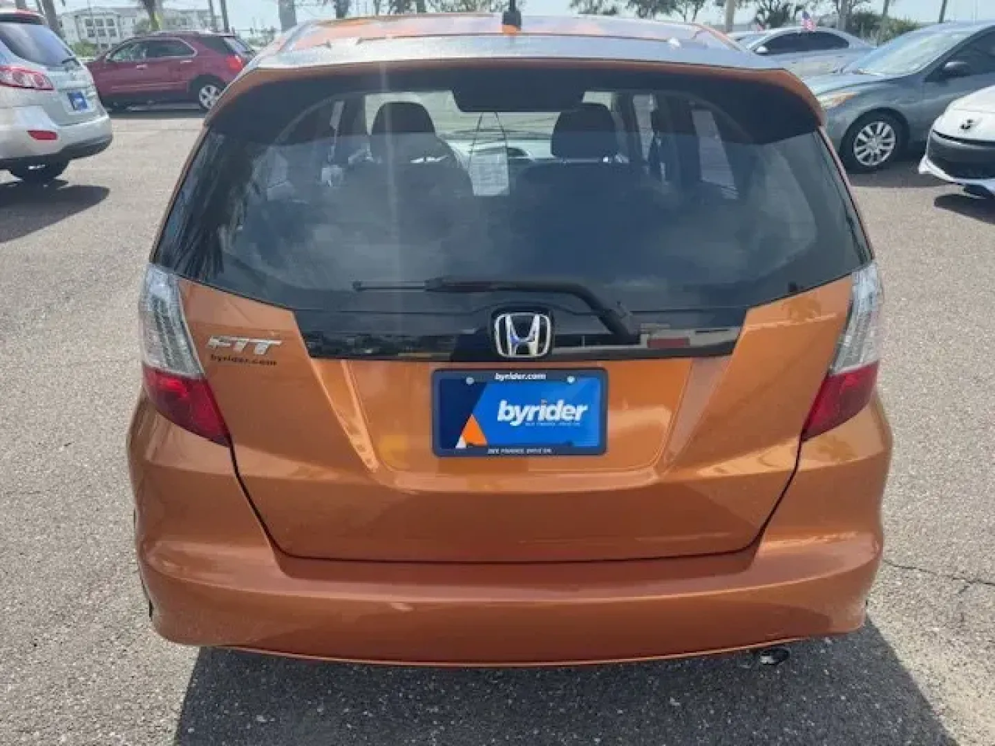 2011 Honda Fit (JHMGE8H58BC) with an Other engine, AUTOMATIC transmission, located at 7701 Park Blvd., Pinellas Park, FL, 33781, (727) 369-7777, 27.839552, -82.747284 - KBB.com Top 10 Coolest New Cars Under $18,000. Only 142,254 Miles! Scores 33 Highway MPG and 27 City MPG! This Honda Fit boasts a Gas I4 1.5L/91.4 engine powering this Automatic transmission. Vehicle Stability Assist (VSA) w/traction control, Torsion beam rear suspension, Tire pressure monitoring sy - Photo#4