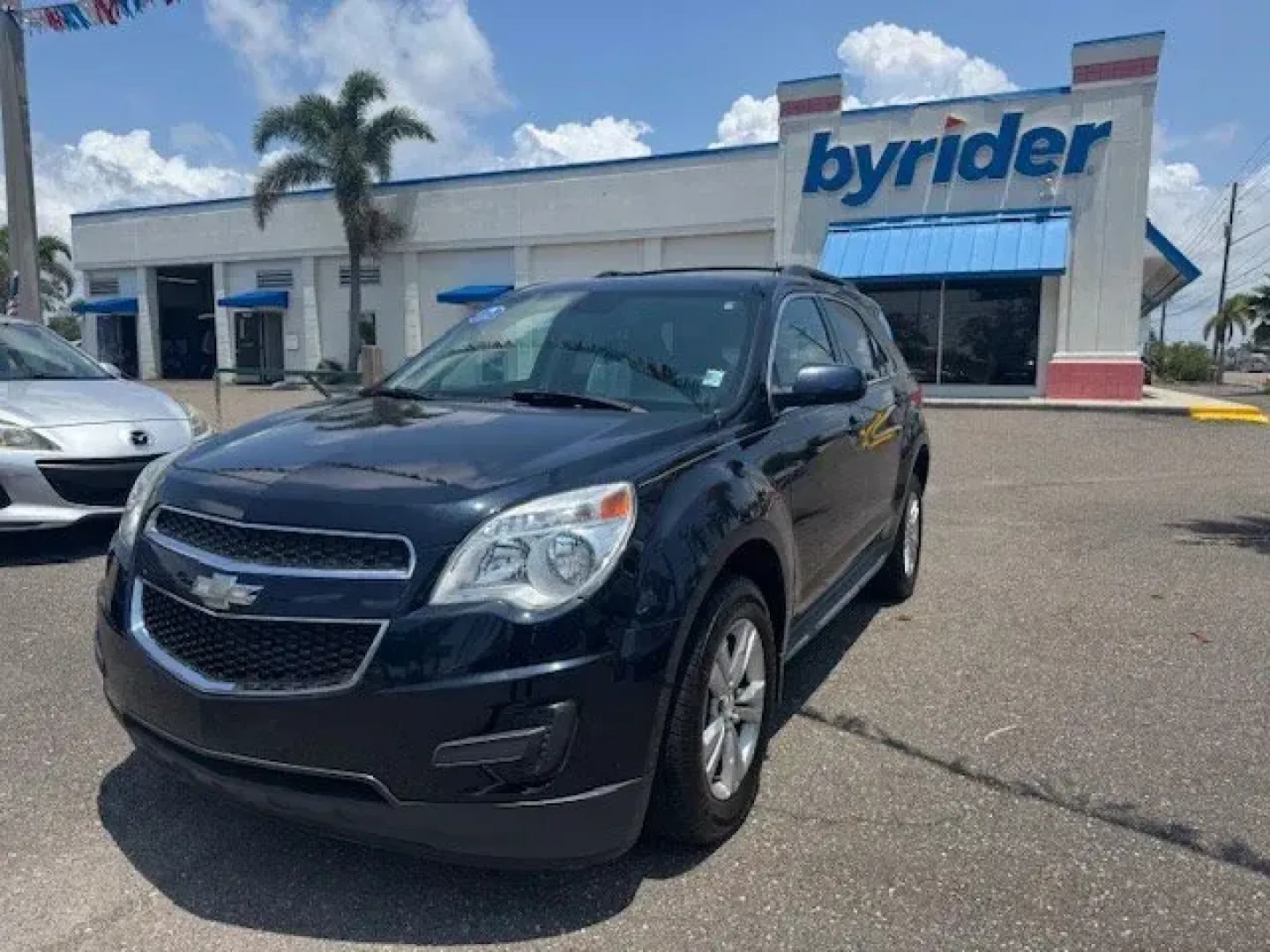 2015 Chevrolet Equinox (2GNALBEK2F6) with an Other engine, AUTOMATIC transmission, located at 7701 Park Blvd., Pinellas Park, FL, 33781, (727) 369-7777, 27.839552, -82.747284 - IIHS Top Safety Pick. Only 64,971 Miles! Scores 32 Highway MPG and 22 City MPG! This Chevrolet Equinox delivers a Gas I4 2.4/145 engine powering this Automatic transmission. WHEELS, 17 (43.2 CM) ALUMINUM (STD), TRANSMISSION, 6-SPEED AUTOMATIC WITH OVERDRIVE (STD), TIRES, P225/65R17 ALL-SEASON, BLACK - Photo#1