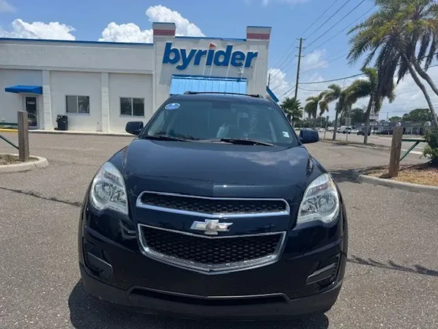 2015 Chevrolet Equinox (2GNALBEK2F6) with an Other engine, AUTOMATIC transmission, located at 7701 Park Blvd., Pinellas Park, FL, 33781, (727) 369-7777, 27.839552, -82.747284 - IIHS Top Safety Pick. Only 64,971 Miles! Scores 32 Highway MPG and 22 City MPG! This Chevrolet Equinox delivers a Gas I4 2.4/145 engine powering this Automatic transmission. WHEELS, 17 (43.2 CM) ALUMINUM (STD), TRANSMISSION, 6-SPEED AUTOMATIC WITH OVERDRIVE (STD), TIRES, P225/65R17 ALL-SEASON, BLACK - Photo#2