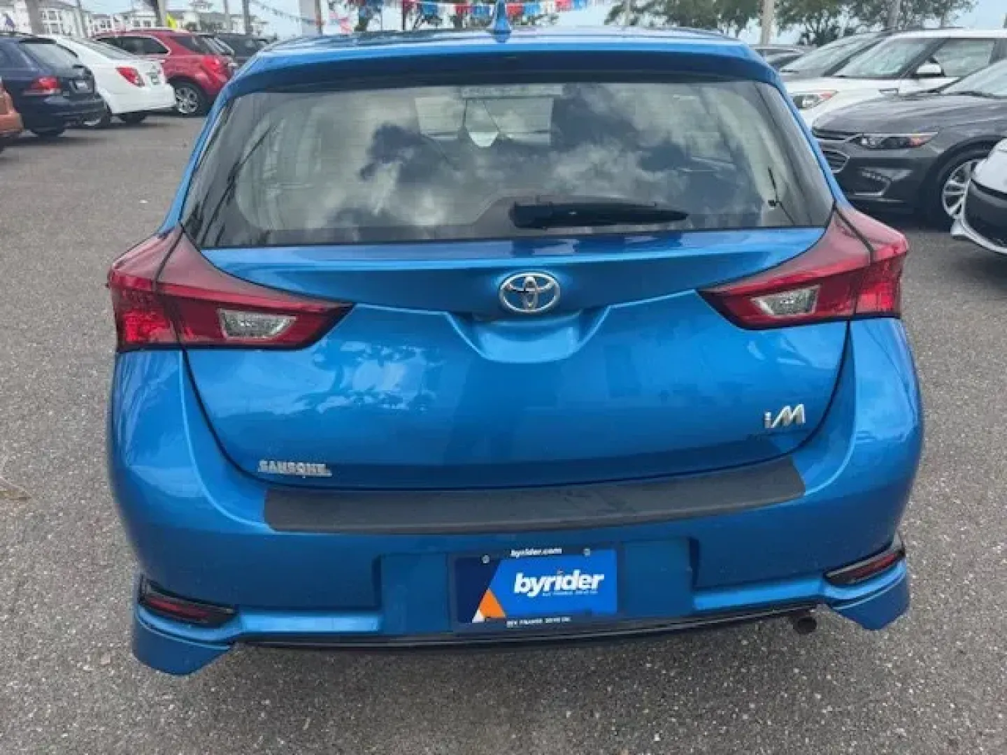 2017 Toyota Corolla iM (JTNKARJE0HJ) with an Other engine, AUTOMATIC transmission, located at 7701 Park Blvd., Pinellas Park, FL, 33781, (727) 369-7777, 27.839552, -82.747284 - KBB.com Best Resale Value Awards. Delivers 36 Highway MPG and 28 City MPG! This Toyota Corolla iM boasts a Regular Unleaded I-4 1.8 L/110 engine powering this Variable transmission. Wheels: 17 x 7 Alloy, Wheels w/Machined Accents, Variable intermittent wipers.*This Toyota Corolla iM Comes Equipped w - Photo#3