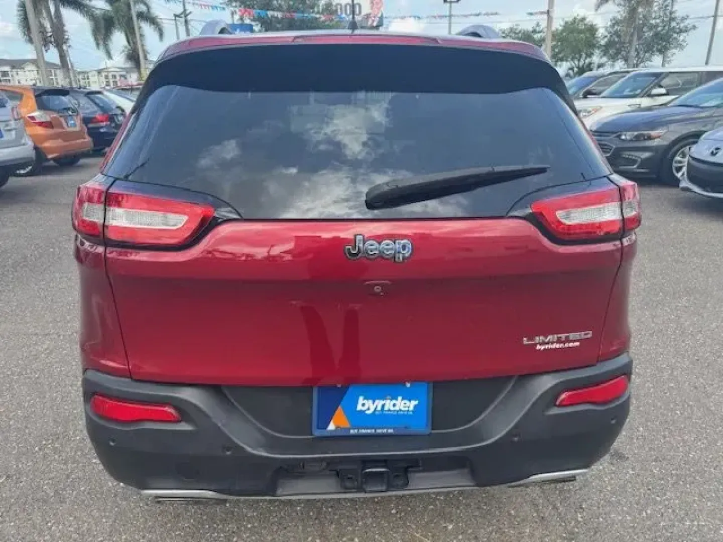 2017 Jeep Cherokee (1C4PJLDS9HW) with an Other engine, AUTOMATIC transmission, located at 7701 Park Blvd., Pinellas Park, FL, 33781, (727) 369-7777, 27.839552, -82.747284 - KBB.com 10 Most Awarded Brands. Boasts 29 Highway MPG and 21 City MPG! This Jeep Cherokee boasts a Regular Unleaded V-6 3.2 L/198 engine powering this Automatic transmission. WHEELS: 18 X 7 POLISHED ALUMINUM, TRANSMISSION: 9-SPEED 948TE AUTOMATIC (STD), TRAILER TOW GROUP -inc: 7 and 4 Pin Wiring H - Photo#3