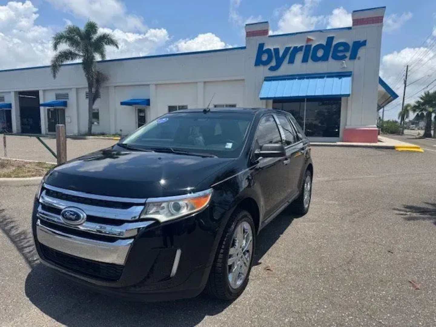 2011 Ford Edge (2FMDK3KC3BB) with an Other engine, AUTOMATIC transmission, located at 7701 Park Blvd., Pinellas Park, FL, 33781, (727) 369-7777, 27.839552, -82.747284 - IIHS Top Safety Pick (built after 2/11). Only 151,782 Miles! Scores 27 Highway MPG and 19 City MPG! This Ford Edge delivers a Gas V6 3.5L/213 engine powering this Automatic transmission. Wood appearance instrument panel appliques, Universal garage door opener, Tire pressure monitoring system.*This F - Photo#1