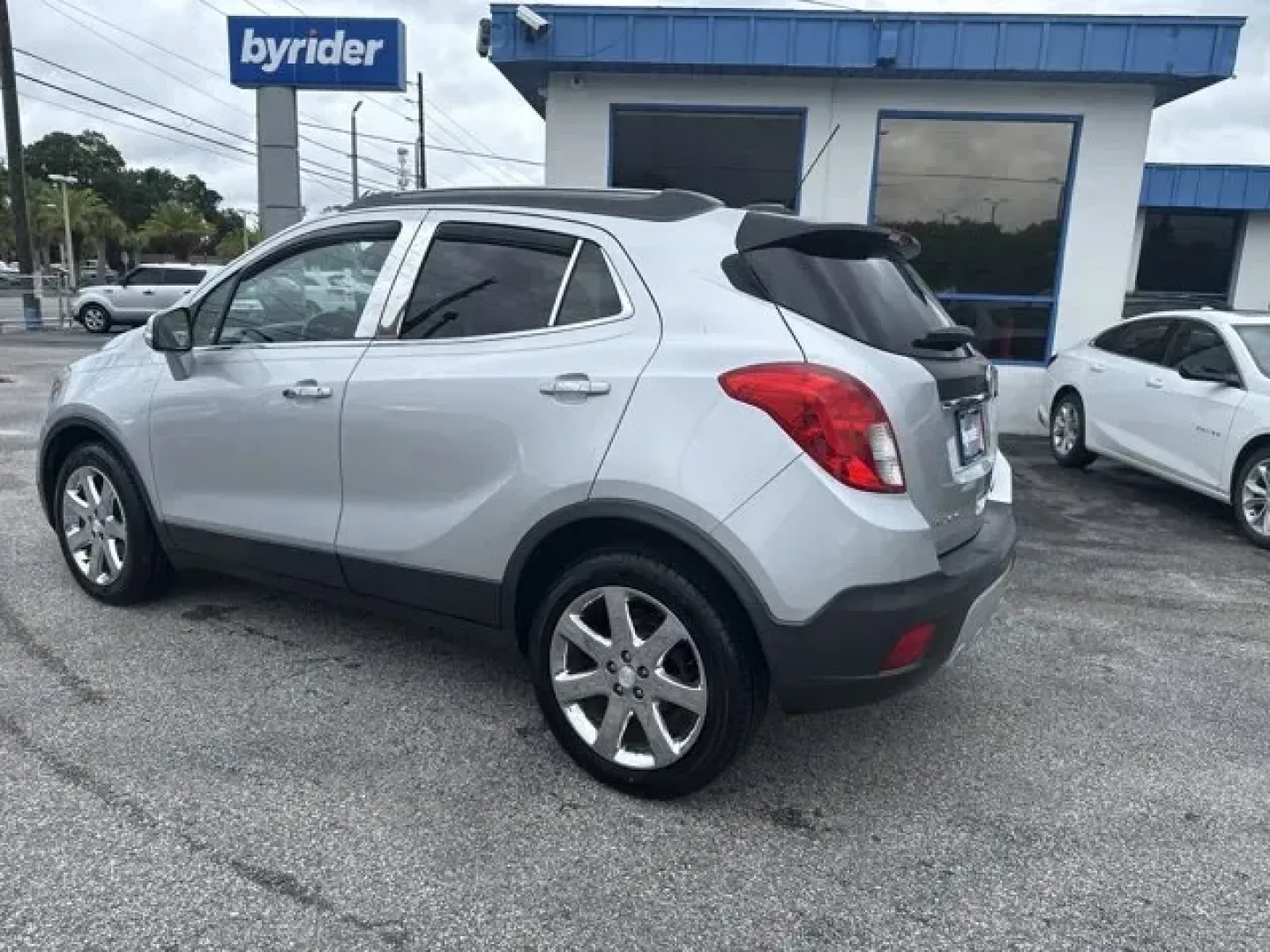 2016 Buick Encore (KL4CJCSB0GB) with an Other engine, AUTOMATIC transmission, located at 1285 Cassat Ave, Jacksonville, FL, 32205, (904) 425-3000, 30.299780, -81.732430 - IIHS Top Safety Pick with optional front crash prevention. Only 85,681 Miles! Scores 33 Highway MPG and 25 City MPG! This Buick Encore delivers a Turbocharged I4 1.4/83 engine powering this Automatic transmission. WHEELS, 18 (45.7 CM) 7-SPOKE CHROMED ALUMINUM, TRANSMISSION, 6-SPEED AUTOMATIC, ELECTR - Photo#3