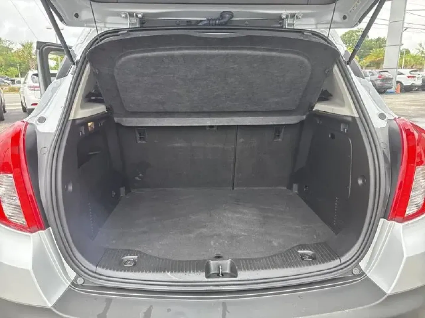 2016 Buick Encore (KL4CJCSB0GB) with an Other engine, AUTOMATIC transmission, located at 1285 Cassat Ave, Jacksonville, FL, 32205, (904) 425-3000, 30.299780, -81.732430 - IIHS Top Safety Pick with optional front crash prevention. Only 85,681 Miles! Scores 33 Highway MPG and 25 City MPG! This Buick Encore delivers a Turbocharged I4 1.4/83 engine powering this Automatic transmission. WHEELS, 18 (45.7 CM) 7-SPOKE CHROMED ALUMINUM, TRANSMISSION, 6-SPEED AUTOMATIC, ELECTR - Photo#6
