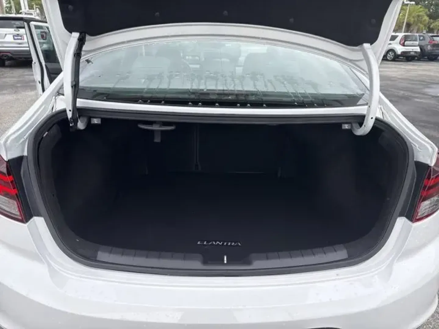 2020 Hyundai Elantra (KMHD04LB2LU) with an Other engine, AUTOMATIC transmission, located at 1285 Cassat Ave, Jacksonville, FL, 32205, (904) 425-3000, 30.299780, -81.732430 - Scores 33 Highway MPG and 26 City MPG! This Hyundai Elantra delivers a Intercooled Turbo Regular Unleaded I-4 1.6 L/97 engine powering this Automatic transmission. FIRST AID KIT, CARPETED FLOOR MATS, Window Grid And Roof Mount Antenna.*This Hyundai Elantra Comes Equipped with These Options *Wheels: - Photo#7