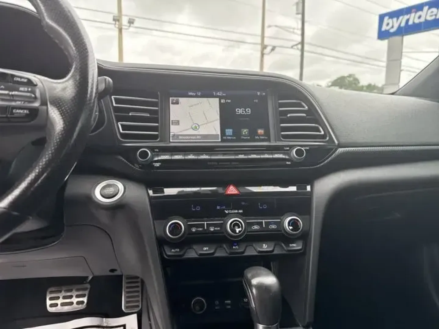 2020 Hyundai Elantra (KMHD04LB2LU) with an Other engine, AUTOMATIC transmission, located at 1285 Cassat Ave, Jacksonville, FL, 32205, (904) 425-3000, 30.299780, -81.732430 - Scores 33 Highway MPG and 26 City MPG! This Hyundai Elantra delivers a Intercooled Turbo Regular Unleaded I-4 1.6 L/97 engine powering this Automatic transmission. FIRST AID KIT, CARPETED FLOOR MATS, Window Grid And Roof Mount Antenna.*This Hyundai Elantra Comes Equipped with These Options *Wheels: - Photo#13