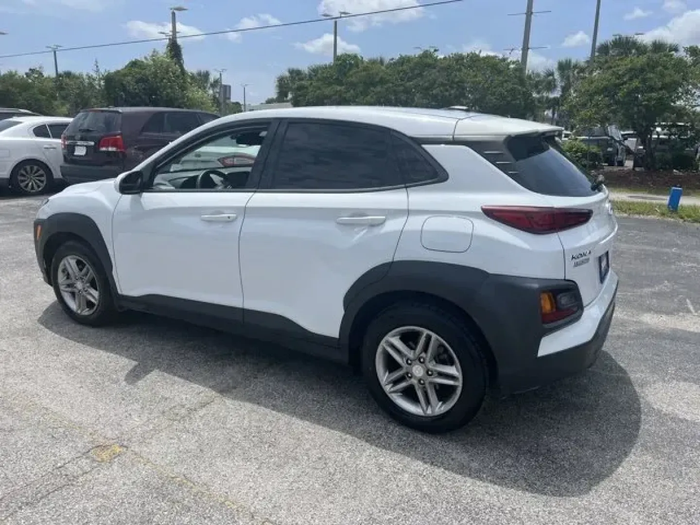 2019 Hyundai Kona (KM8K12AA9KU) with an Other engine, AUTOMATIC transmission, located at 1285 Cassat Ave, Jacksonville, FL, 32205, (904) 425-3000, 30.299780, -81.732430 - KBB.com 10 Best SUVs Under $30,000. Delivers 33 Highway MPG and 27 City MPG! This Hyundai Kona delivers a Regular Unleaded I-4 2.0 L/122 engine powering this Automatic transmission. WHEEL LOCKS, OPTION GROUP 01, GRAY/BLACK, CLOTH SEAT TRIM.* This Hyundai Kona Features the Following Options *CARPETED - Photo#13