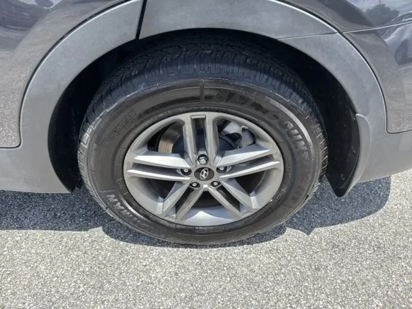 2018 Hyundai Santa Fe Sport (5XYZU3LB6JG) with an Other engine, AUTOMATIC transmission, located at 1285 Cassat Ave, Jacksonville, FL, 32205, (904) 425-3000, 30.299780, -81.732430 - KBB.com 5-Year Cost to Own Awards. Scores 27 Highway MPG and 21 City MPG! This Hyundai Santa Fe Sport delivers a Regular Unleaded I-4 2.4 L/144 engine powering this Automatic transmission. WHEEL LOCKS, PLATINUM GRAPHITE, MUDGUARDS.*This Hyundai Santa Fe Sport Comes Equipped with These Options *FIRST - Photo#6