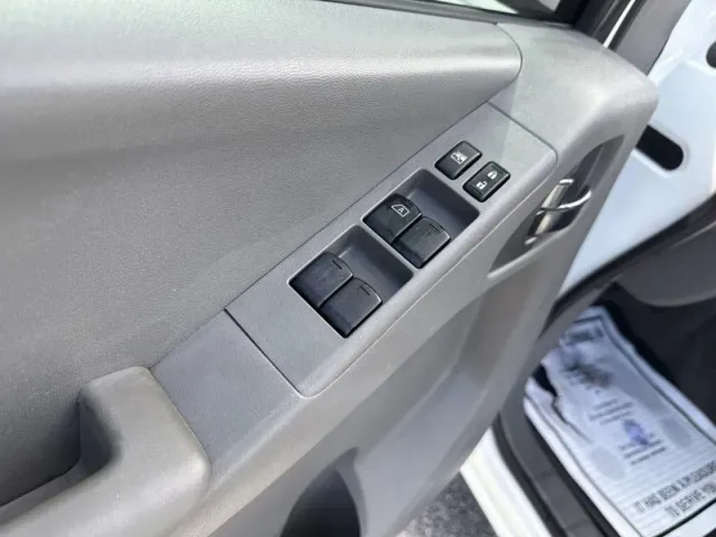 2013 Nissan Frontier (1N6AD0ER4DN) with an Other engine, AUTOMATIC transmission, located at 1285 Cassat Ave, Jacksonville, FL, 32205, (904) 425-3000, 30.299780, -81.732430 - Only 119,487 Miles! Boasts 22 Highway MPG and 16 City MPG! This Nissan Frontier boasts a Gas V6 4.0L/241 engine powering this Automatic transmission. STEEL, SEAT TRIM, GLACIER WHITE, [L92] FRONT/REAR FLOOR MATS.* This Nissan Frontier Features the Following Options *Vehicle speed-sensitive pwr steeri - Photo#8