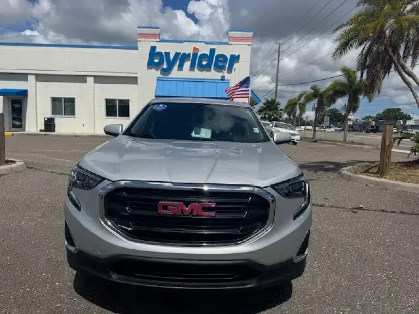 2019 GMC Terrain (3GKALMEV6KL) with an Other engine, AUTOMATIC transmission, located at 8829 US Hwy 19, Port Richey, FL, 34668, (727) 264-1107, 28.285917, -82.717346 - Delivers 30 Highway MPG and 26 City MPG! This GMC Terrain delivers a Turbocharged Gas/E15 I4 1.5L/92 engine powering this Automatic transmission. SLE PREFERRED EQUIPMENT GROUP Includes Standard Equipment, SEATS, FRONT BUCKET (STD), QUICKSILVER METALLIC.*This GMC Terrain Comes Equipped with These Opt - Photo#1