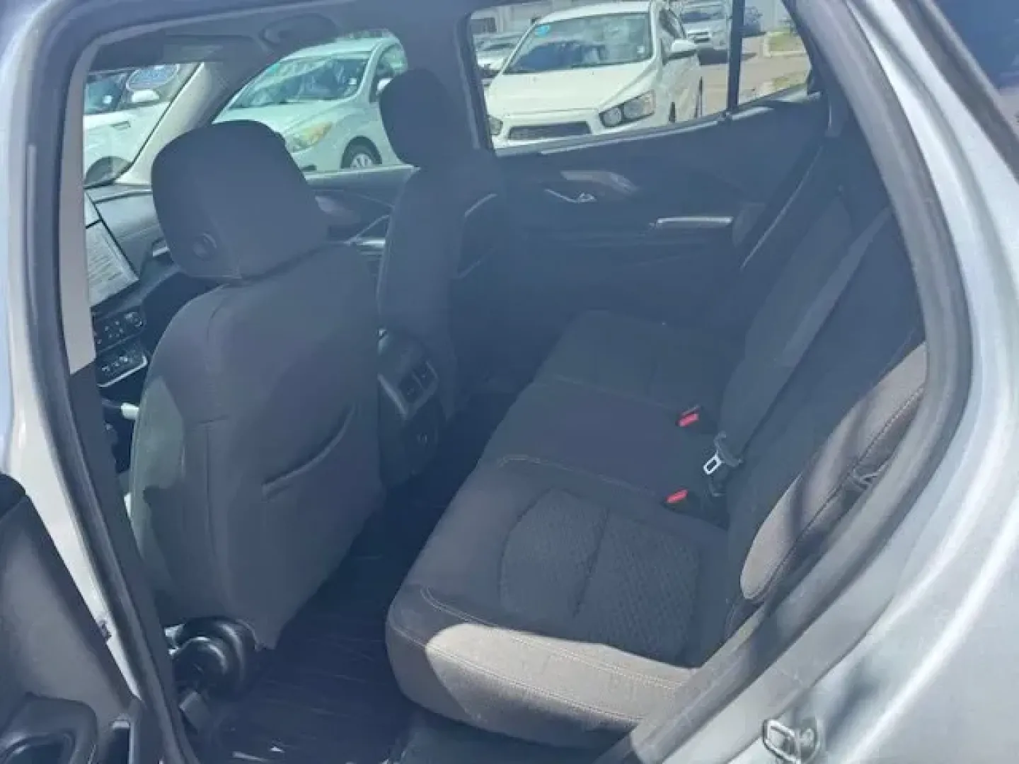 2019 GMC Terrain (3GKALMEV6KL) with an Other engine, AUTOMATIC transmission, located at 8829 US Hwy 19, Port Richey, FL, 34668, (727) 264-1107, 28.285917, -82.717346 - Delivers 30 Highway MPG and 26 City MPG! This GMC Terrain delivers a Turbocharged Gas/E15 I4 1.5L/92 engine powering this Automatic transmission. SLE PREFERRED EQUIPMENT GROUP Includes Standard Equipment, SEATS, FRONT BUCKET (STD), QUICKSILVER METALLIC.*This GMC Terrain Comes Equipped with These Opt - Photo#5