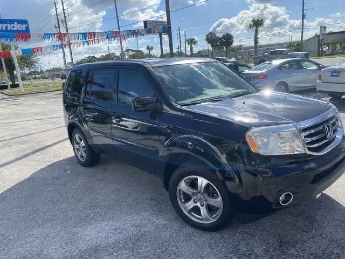 2013 Honda Pilot (5FNYF3H41DB) with an Other engine, AUTOMATIC transmission, located at 8829 US Hwy 19, Port Richey, FL, 34668, (727) 264-1107, 28.285917, -82.717346 - IIHS Top Safety Pick. Only 122,022 Miles! Delivers 25 Highway MPG and 18 City MPG! This Honda Pilot boasts a Gas V6 3.5L/212 engine powering this Automatic transmission. Warning lights -inc: low-fuel, low-oil pressure, door/tailgate open, passenger airbags status, vehicle stability assist, Vehicle S - Photo#2