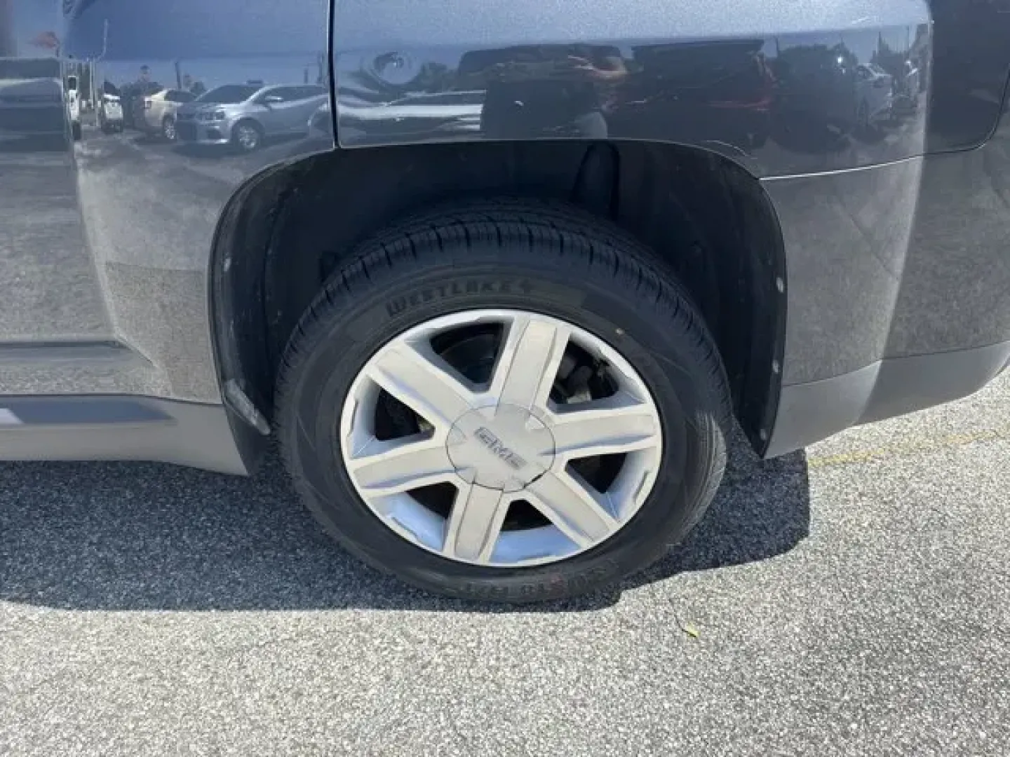 2010 GMC Terrain (2CTALHEW0A6) with an Other engine, AUTOMATIC transmission, located at 1285 Cassat Ave, Jacksonville, FL, 32205, (904) 425-3000, 30.299780, -81.732430 - Only 115,991 Miles! Boasts 32 Highway MPG and 22 City MPG! This GMC Terrain delivers a Gas I4 2.4/146.5 engine powering this Automatic transmission. WHEELS, 4 - 18 X 7.5 (45.7 CM X 19.1 CM) BRIGHT MACHINED ALUMINUM (STD), TRANSMISSION, 6-SPEED AUTOMATIC (STD), TIRES, P235/55R18 ALL-SEASON, BLACKWALL - Photo#6