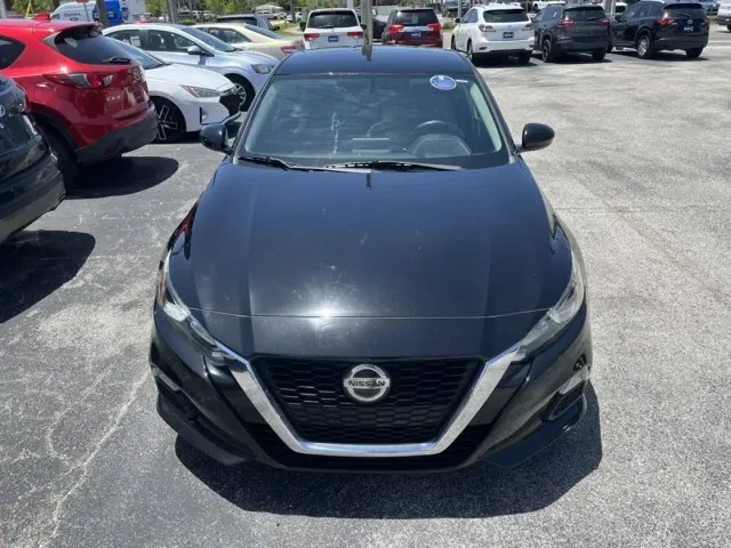 2020 Nissan Altima (1N4BL4BV3LC) with an Other engine, AUTOMATIC transmission, located at 1285 Cassat Ave, Jacksonville, FL, 32205, (904) 425-3000, 30.299780, -81.732430 - Scores 39 Highway MPG and 28 City MPG! This Nissan Altima boasts a Regular Unleaded I-4 2.5 L/152 engine powering this Variable transmission. SUPER BLACK, CHARCOAL, CLOTH SEAT TRIM, Window Grid Diversity Antenna.* This Nissan Altima Features the Following Options *Vinyl Door Trim Insert, Valet Funct - Photo#1
