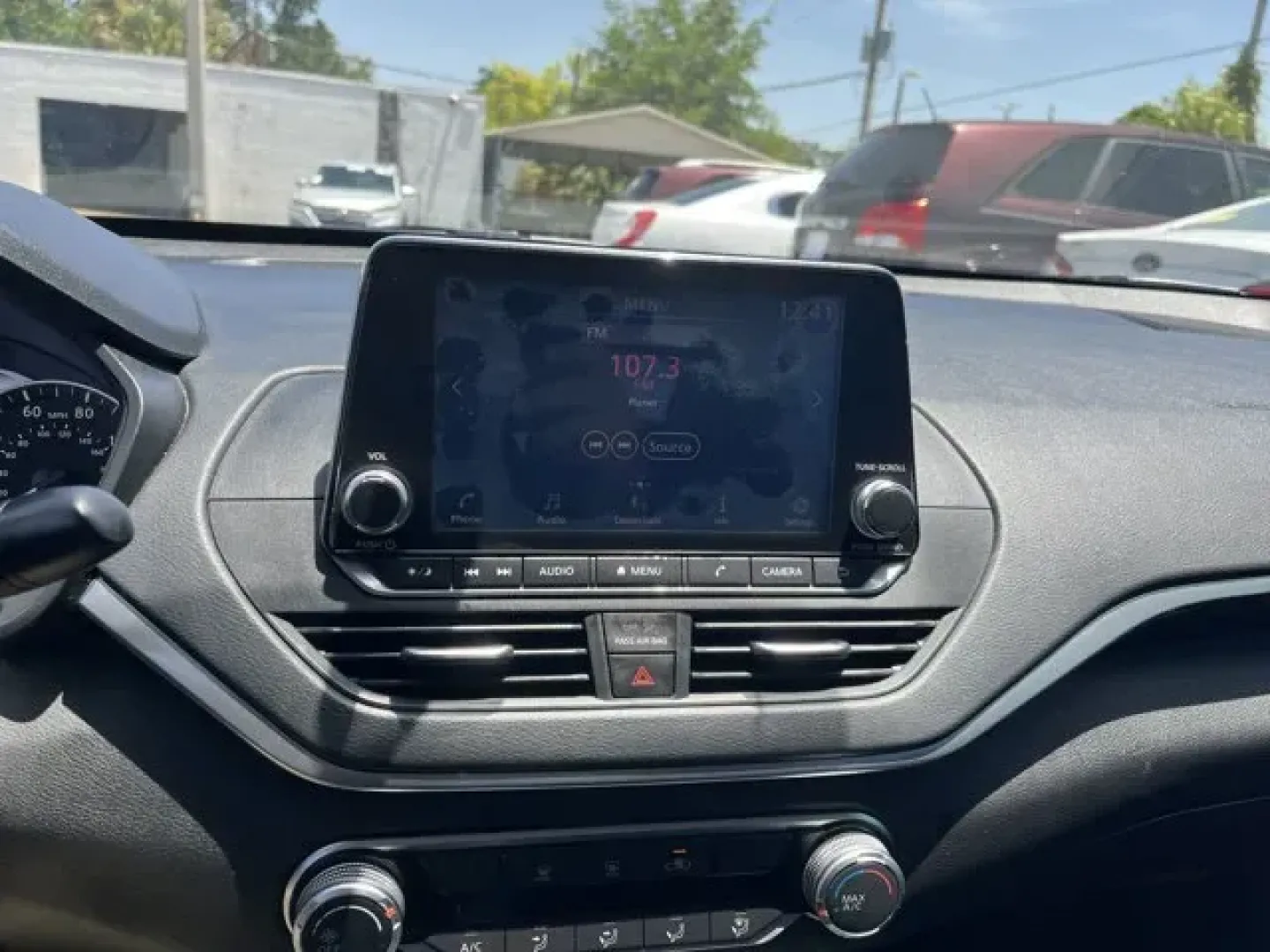 2020 Nissan Altima (1N4BL4BV3LC) with an Other engine, AUTOMATIC transmission, located at 1285 Cassat Ave, Jacksonville, FL, 32205, (904) 425-3000, 30.299780, -81.732430 - Scores 39 Highway MPG and 28 City MPG! This Nissan Altima boasts a Regular Unleaded I-4 2.5 L/152 engine powering this Variable transmission. SUPER BLACK, CHARCOAL, CLOTH SEAT TRIM, Window Grid Diversity Antenna.* This Nissan Altima Features the Following Options *Vinyl Door Trim Insert, Valet Funct - Photo#12
