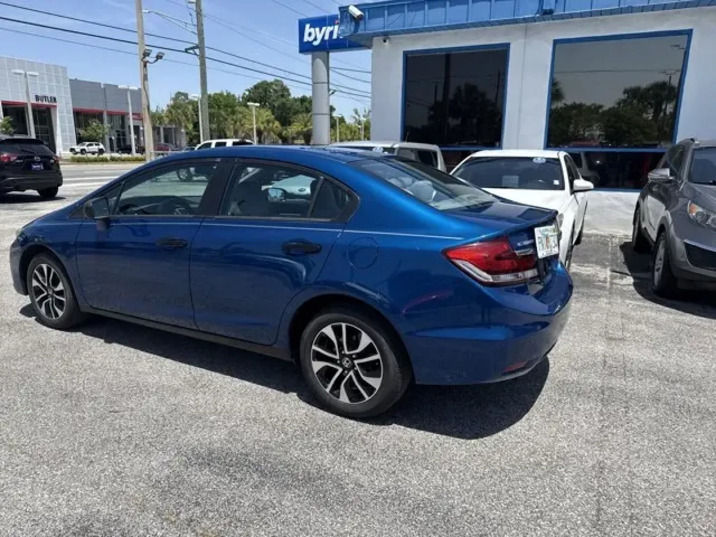 2014 Honda Civic Sedan (2HGFB2F86EH) with an Other engine, AUTOMATIC transmission, located at 1285 Cassat Ave, Jacksonville, FL, 32205, (904) 425-3000, 30.299780, -81.732430 - IIHS Top Safety Pick+. Delivers 39 Highway MPG and 30 City MPG! This Honda Civic Sedan boasts a Regular Unleaded I-4 1.8 L/110 engine powering this Variable transmission. Window Grid Antenna, Wheels: 16 Alloy, Wheels w/Machined Accents.* This Honda Civic Sedan Features the Following Options *VSA Ele - Photo#4