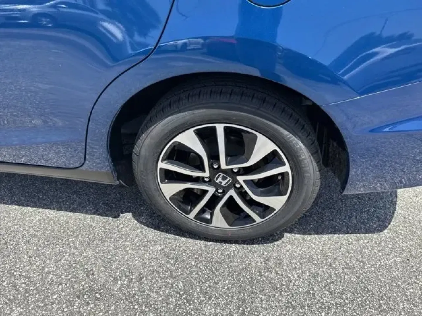 2014 Honda Civic Sedan (2HGFB2F86EH) with an Other engine, AUTOMATIC transmission, located at 1285 Cassat Ave, Jacksonville, FL, 32205, (904) 425-3000, 30.299780, -81.732430 - IIHS Top Safety Pick+. Delivers 39 Highway MPG and 30 City MPG! This Honda Civic Sedan boasts a Regular Unleaded I-4 1.8 L/110 engine powering this Variable transmission. Window Grid Antenna, Wheels: 16 Alloy, Wheels w/Machined Accents.* This Honda Civic Sedan Features the Following Options *VSA Ele - Photo#6