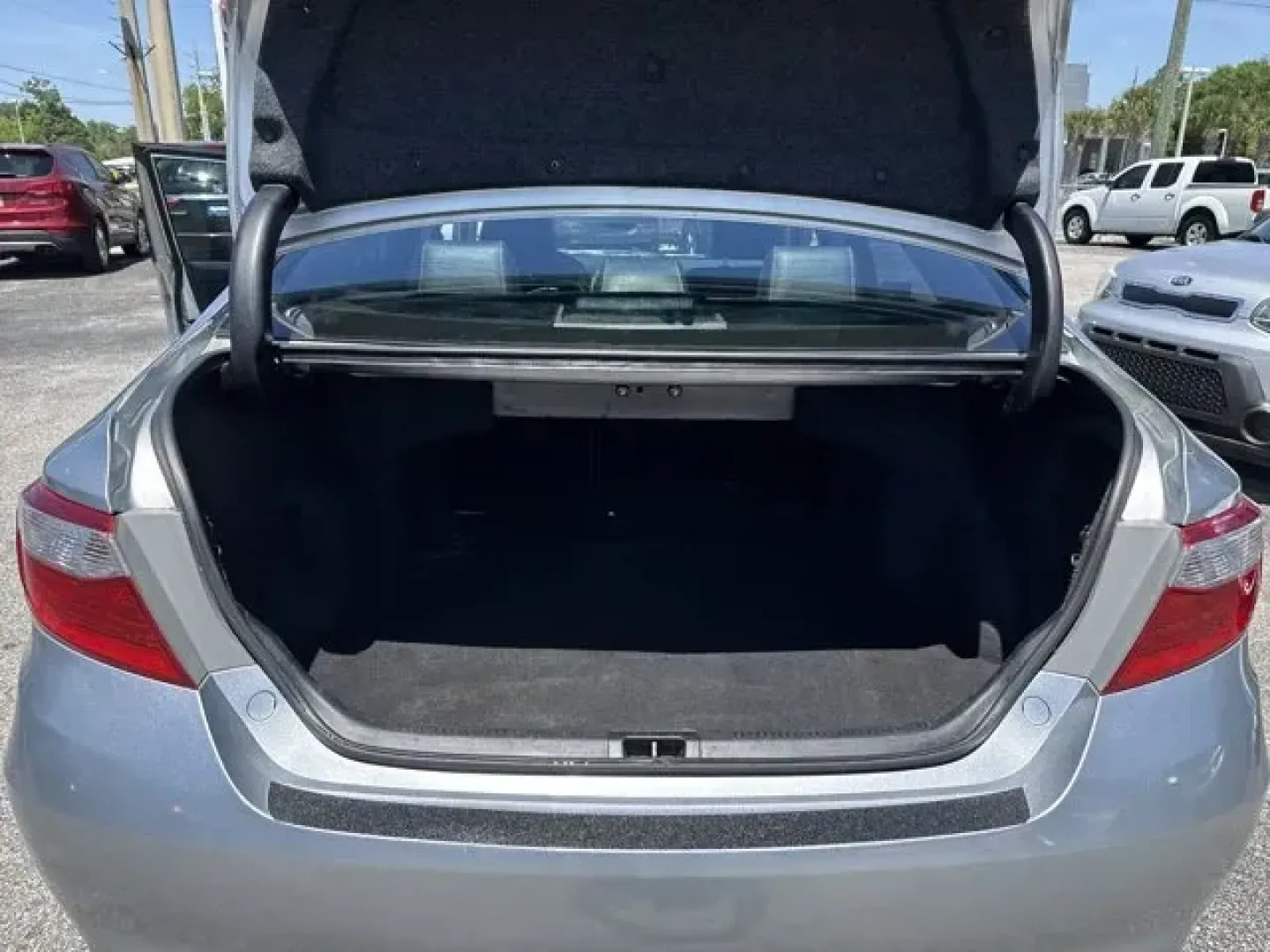 2015 Toyota Camry (4T1BF1FK0FU) with an Other engine, AUTOMATIC transmission, located at 1285 Cassat Ave, Jacksonville, FL, 32205, (904) 425-3000, 30.299780, -81.732430 - KBB.com 15 Best Family Cars. Delivers 35 Highway MPG and 25 City MPG! This Toyota Camry boasts a Regular Unleaded I-4 2.5 L/152 engine powering this Automatic transmission. Window Grid Antenna, Variable intermittent wipers, Valet Function.* This Toyota Camry Features the Following Options *Trunk Rea - Photo#7