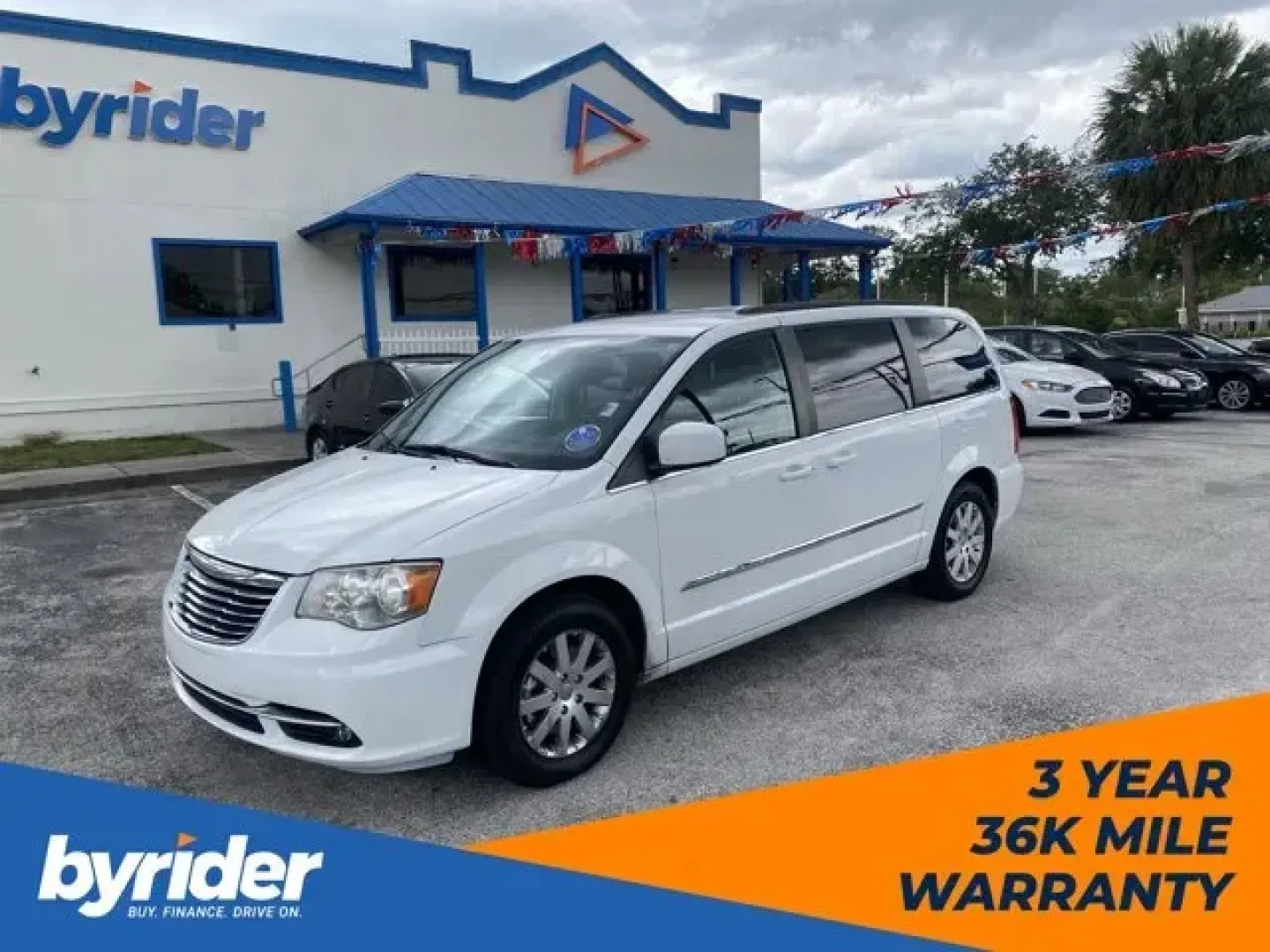 2015 Chrysler Town and Country (2C4RC1BG3FR) with an Other engine, AUTOMATIC transmission, located at 8829 US Hwy 19, Port Richey, FL, 34668, (727) 264-1107, 28.285917, -82.717346 - **Discover Your Next Adventure with the 2015 Chrysler Town and Country at Byrider Florida #162**<br /> <br /> Are you ready to elevate your family road trips and weekend getaways? The 2015 Chrysler Town and Country is the perfect companion for families looking to blend comfort, style, and versatilit - Photo#6