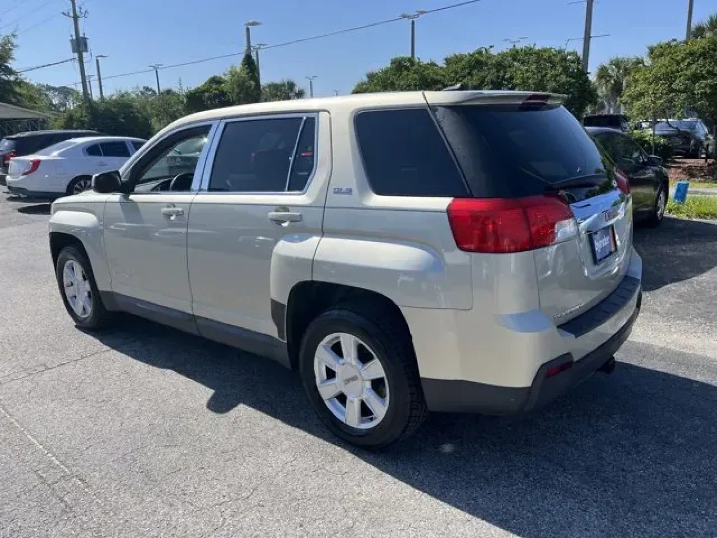 2013 GMC Terrain (2GKALMEK4D6) with an Other engine, AUTOMATIC transmission, located at 1285 Cassat Ave, Jacksonville, FL, 32205, (904) 425-3000, 30.299780, -81.732430 - IIHS Top Safety Pick. Only 127,743 Miles! Delivers 32 Highway MPG and 22 City MPG! This GMC Terrain boasts a Gas/Ethanol I4 2.4L/145 engine powering this Automatic transmission. TRANSMISSION, 6-SPEED AUTOMATIC (STD), SLE-1 PREFERRED EQUIPMENT GROUP Includes Standard Equipment, SEATS, FRONT BUCKET (S - Photo#4