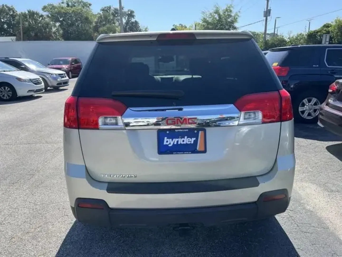 2013 GMC Terrain (2GKALMEK4D6) with an Other engine, AUTOMATIC transmission, located at 1285 Cassat Ave, Jacksonville, FL, 32205, (904) 425-3000, 30.299780, -81.732430 - IIHS Top Safety Pick. Only 127,743 Miles! Delivers 32 Highway MPG and 22 City MPG! This GMC Terrain boasts a Gas/Ethanol I4 2.4L/145 engine powering this Automatic transmission. TRANSMISSION, 6-SPEED AUTOMATIC (STD), SLE-1 PREFERRED EQUIPMENT GROUP Includes Standard Equipment, SEATS, FRONT BUCKET (S - Photo#5