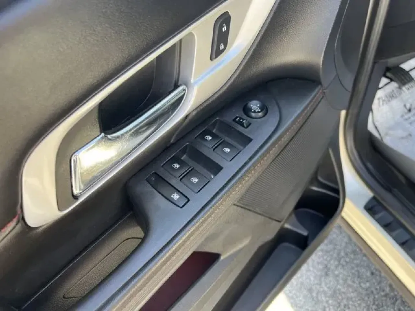 2013 GMC Terrain (2GKALMEK4D6) with an Other engine, AUTOMATIC transmission, located at 1285 Cassat Ave, Jacksonville, FL, 32205, (904) 425-3000, 30.299780, -81.732430 - IIHS Top Safety Pick. Only 127,743 Miles! Delivers 32 Highway MPG and 22 City MPG! This GMC Terrain boasts a Gas/Ethanol I4 2.4L/145 engine powering this Automatic transmission. TRANSMISSION, 6-SPEED AUTOMATIC (STD), SLE-1 PREFERRED EQUIPMENT GROUP Includes Standard Equipment, SEATS, FRONT BUCKET (S - Photo#8