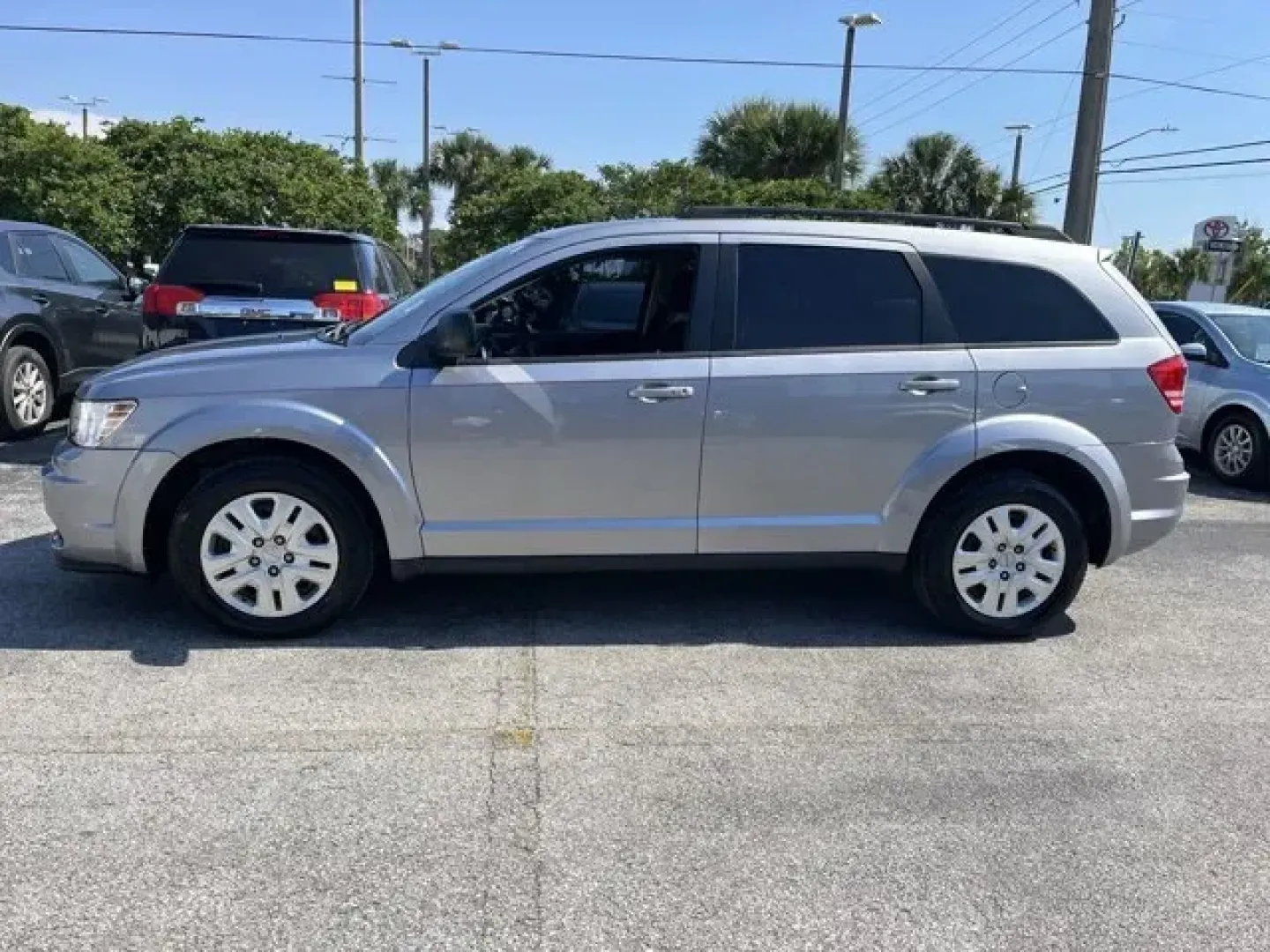 2018 Dodge Journey (3C4PDCAB0JT) with an Other engine, AUTOMATIC transmission, located at 1285 Cassat Ave, Jacksonville, FL, 32205, (904) 425-3000, 30.299780, -81.732430 - KBB.com 10 Most Affordable 3-Row Vehicles. Scores 25 Highway MPG and 19 City MPG! This Dodge Journey delivers a Regular Unleaded I-4 2.4 L/144 engine powering this Automatic transmission. WHEELS: 17 X 6.5 STEEL (STD), TRANSMISSION: 4-SPEED AUTOMATIC VLP (STD), QUICK ORDER PACKAGE 22B -inc: Engine: 2 - Photo#2