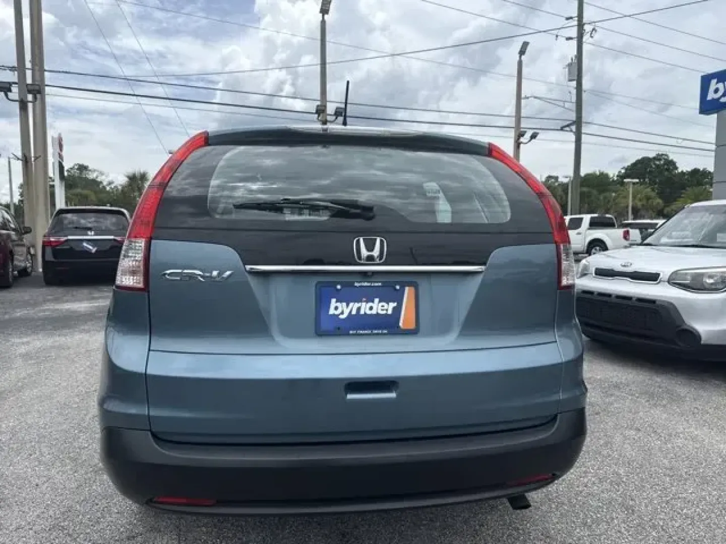 2013 Honda CR-V (5J6RM3H3XDL) with an Other engine, AUTOMATIC transmission, located at 1285 Cassat Ave, Jacksonville, FL, 32205, (904) 425-3000, 30.299780, -81.732430 - KBB.com Brand Image Awards. Only 113,952 Miles! Delivers 31 Highway MPG and 23 City MPG! This Honda CR-V delivers a Gas I4 2.4L/144 engine powering this Automatic transmission. Vehicle stability assist (VSA) w/traction control, Tire pressure monitoring system, Tilt and telescopic steering column.* - Photo#5