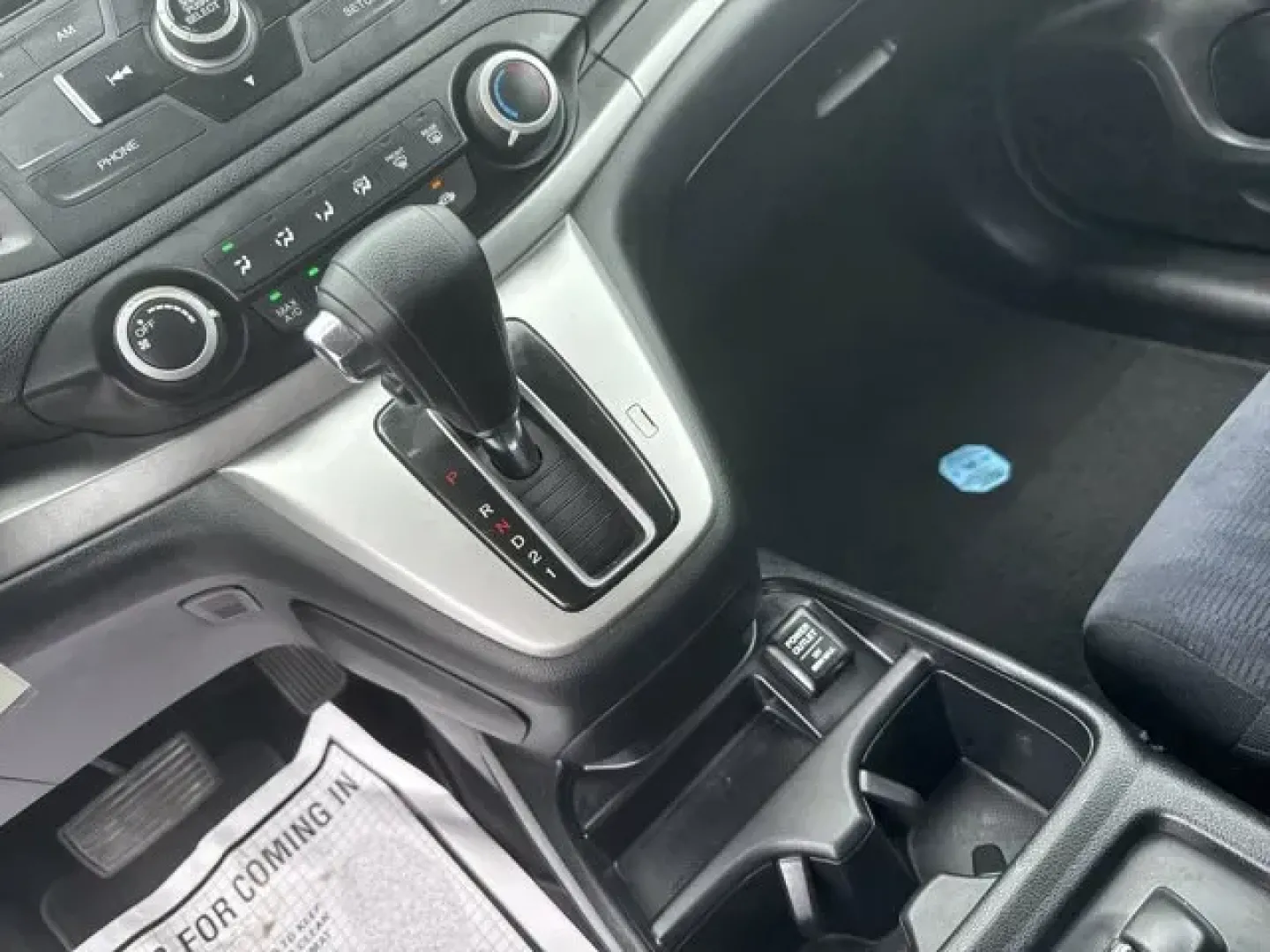 2013 Honda CR-V (5J6RM3H3XDL) with an Other engine, AUTOMATIC transmission, located at 1285 Cassat Ave, Jacksonville, FL, 32205, (904) 425-3000, 30.299780, -81.732430 - KBB.com Brand Image Awards. Only 113,952 Miles! Delivers 31 Highway MPG and 23 City MPG! This Honda CR-V delivers a Gas I4 2.4L/144 engine powering this Automatic transmission. Vehicle stability assist (VSA) w/traction control, Tire pressure monitoring system, Tilt and telescopic steering column.* - Photo#14