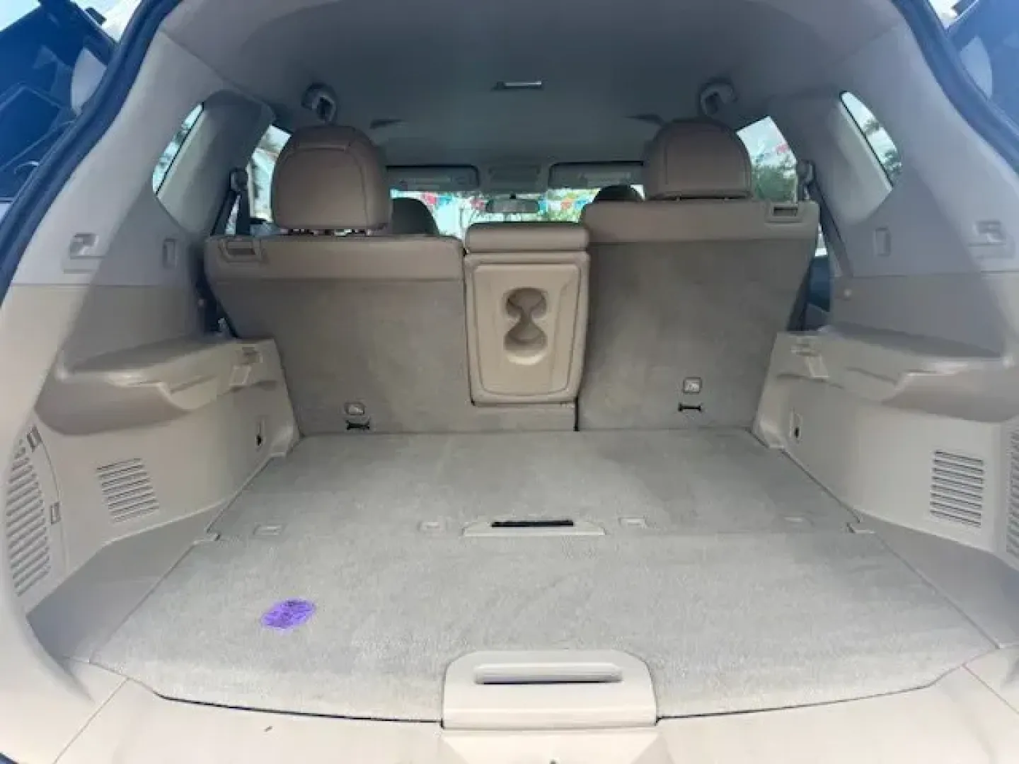 2015 Nissan Rogue (5N1AT2MT5FC) with an Other engine, AUTOMATIC transmission, located at 7701 Park Blvd., Pinellas Park, FL, 33781, (727) 369-7777, 27.839552, -82.747284 - IIHS Top Safety Pick. Only 103,925 Miles! Boasts 33 Highway MPG and 26 City MPG! This Nissan Rogue delivers a Regular Unleaded I-4 2.5 L/152 engine powering this Variable transmission. PEARL WHITE, [Z66] ACTIVATION DISCLAIMER, [B93] CHROME REAR BUMPER PROTECTOR.*This Nissan Rogue Comes Equipped with - Photo#7