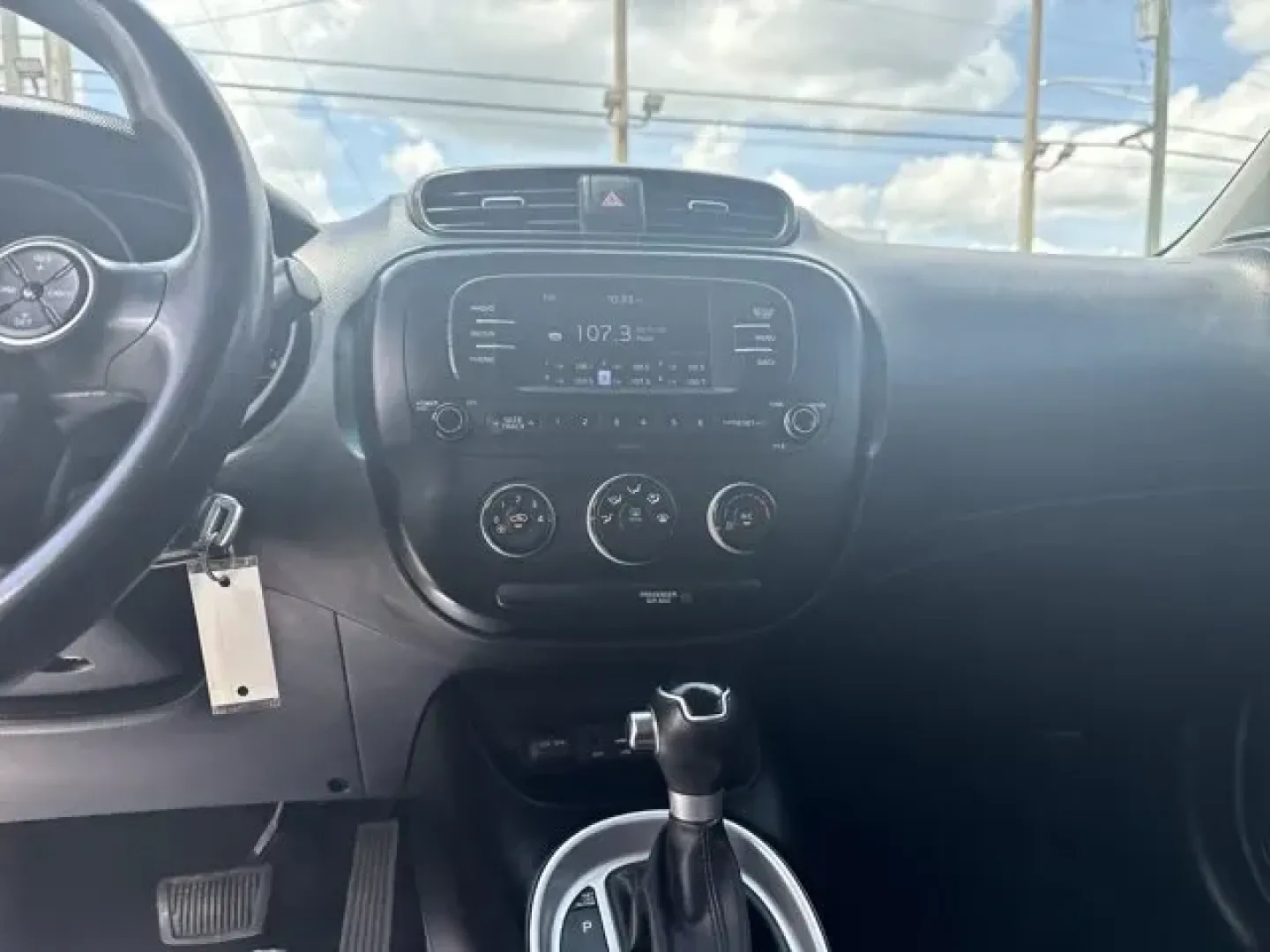 2017 Kia Soul (KNDJN2A29H7) with an Other engine, AUTOMATIC transmission, located at 1285 Cassat Ave, Jacksonville, FL, 32205, (904) 425-3000, 30.299780, -81.732430 - KBB.com 10 Coolest New Cars Under $18,000. Boasts 30 Highway MPG and 25 City MPG! This Kia Soul boasts a Regular Unleaded I-4 1.6 L/97 engine powering this Automatic transmission. CARPETED FLOOR MATS, CARGO NET, BLACK, CLOTH SEAT TRIM.*This Kia Soul Comes Equipped with These Options *ALIEN II, Wheel - Photo#12