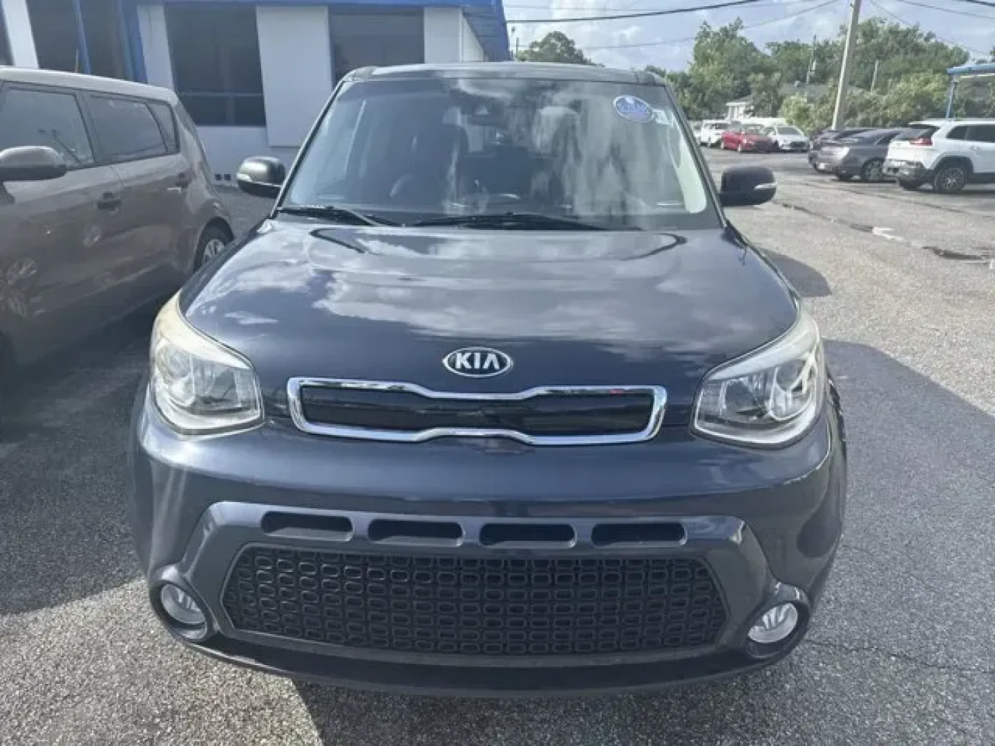 2016 Kia Soul (KNDJX3A59G7) with an Other engine, AUTOMATIC transmission, located at 1285 Cassat Ave, Jacksonville, FL, 32205, (904) 425-3000, 30.299780, -81.732430 - IIHS Top Safety Pick. Scores 31 Highway MPG and 24 City MPG! This Kia Soul boasts a Regular Unleaded I-4 2.0 L/122 engine powering this Automatic transmission. PUDDLE LIGHTS, INTERIOR LIGHT KIT, ILLUMINATED SCUFF PLATE.*This Kia Soul Comes Equipped with These Options *FATHOM BLUE, CARPETED FLOOR MAT - Photo#2