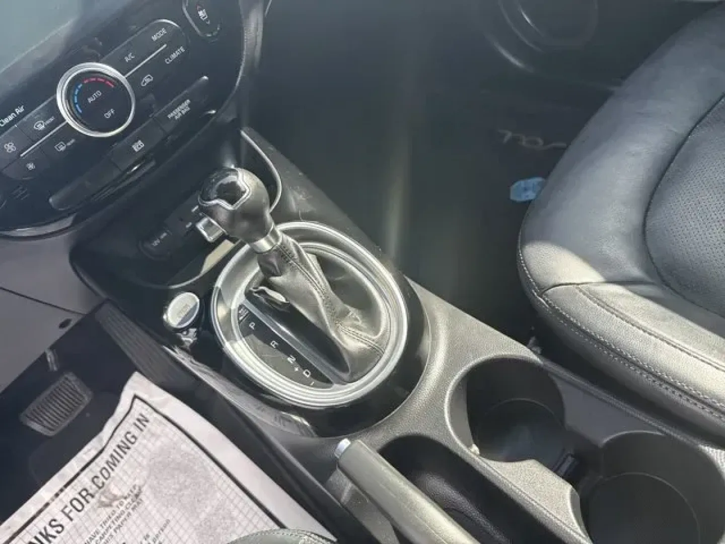 2016 Kia Soul (KNDJX3A59G7) with an Other engine, AUTOMATIC transmission, located at 1285 Cassat Ave, Jacksonville, FL, 32205, (904) 425-3000, 30.299780, -81.732430 - IIHS Top Safety Pick. Scores 31 Highway MPG and 24 City MPG! This Kia Soul boasts a Regular Unleaded I-4 2.0 L/122 engine powering this Automatic transmission. PUDDLE LIGHTS, INTERIOR LIGHT KIT, ILLUMINATED SCUFF PLATE.*This Kia Soul Comes Equipped with These Options *FATHOM BLUE, CARPETED FLOOR MAT - Photo#14