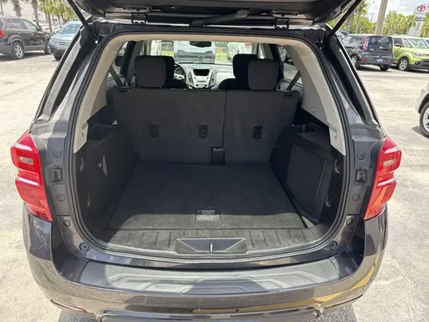 2016 Chevrolet Equinox (2GNALCEK2G6) with an Other engine, AUTOMATIC transmission, located at 1285 Cassat Ave, Jacksonville, FL, 32205, (904) 425-3000, 30.299780, -81.732430 - IIHS Top Safety Pick. Boasts 32 Highway MPG and 22 City MPG! This Chevrolet Equinox delivers a Gas I4 2.4/145 engine powering this Automatic transmission. WHEELS, 17 (43.2 CM) ALUMINUM, TUNGSTEN METALLIC, TRANSMISSION, 6-SPEED AUTOMATIC WITH OVERDRIVE (STD).*This Chevrolet Equinox Comes Equipped wit - Photo#7