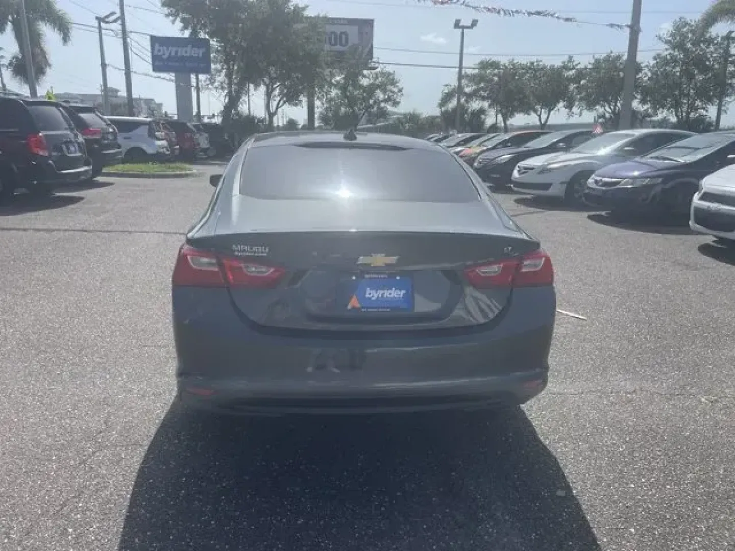 2016 Chevrolet Malibu (1G1ZE5ST4GF) with an Other engine, AUTOMATIC transmission, located at 7701 Park Blvd., Pinellas Park, FL, 33781, (727) 369-7777, 27.839552, -82.747284 - IIHS Top Safety Pick+ with optional front crash prevention. Only 100,775 Miles! Scores 37 Highway MPG and 27 City MPG! This Chevrolet Malibu delivers a Turbocharged Gas I4 1.5L/91 engine powering this Automatic transmission. WIRELESS CHARGING FOR DEVICES, WHEELS, 17 (43.2 CM) ALUMINUM (STD), TRANSMI - Photo#4