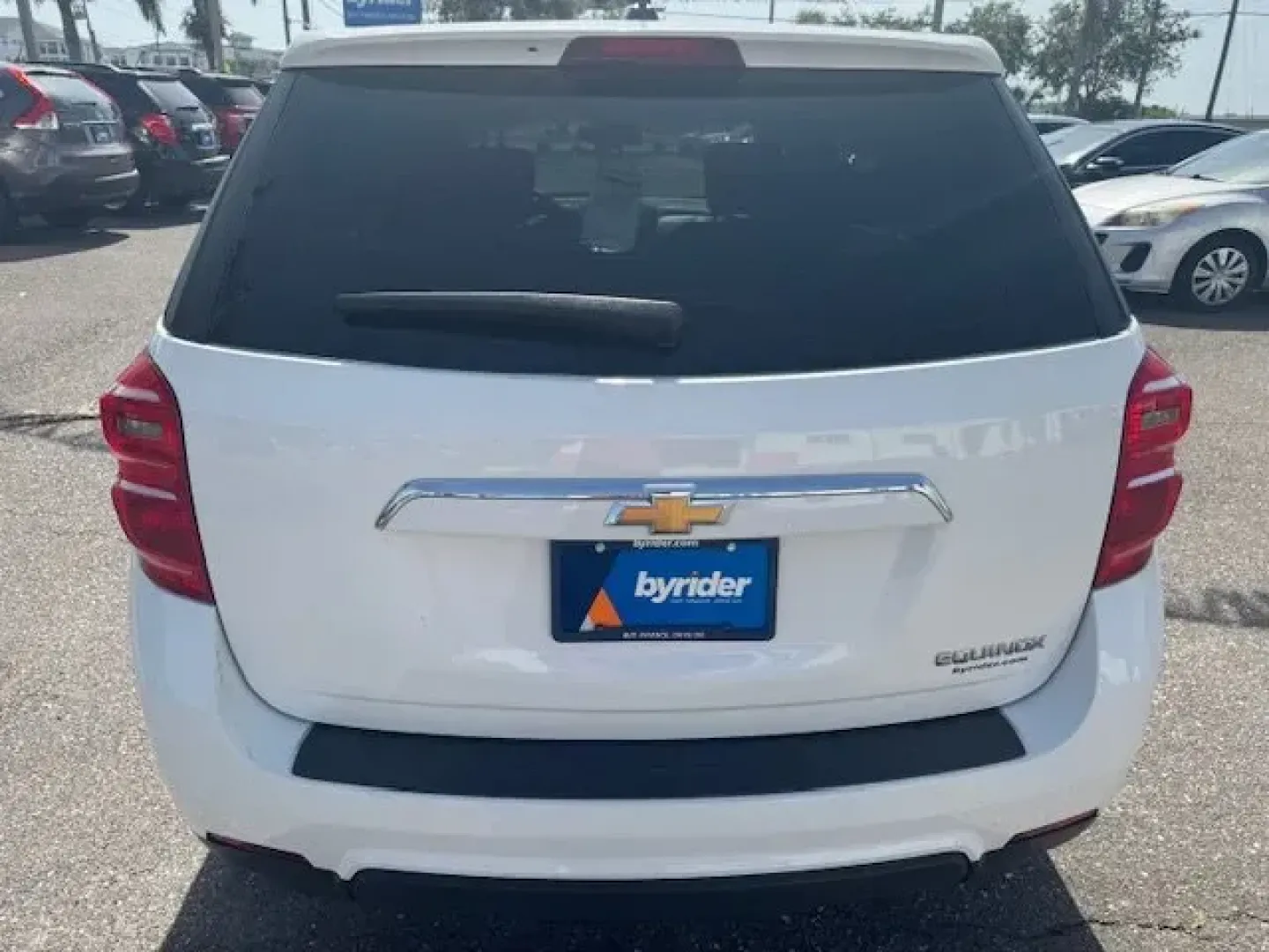 2016 Chevrolet Equinox (2GNALBEK0G1) with an Other engine, AUTOMATIC transmission, located at 7701 Park Blvd., Pinellas Park, FL, 33781, (727) 369-7777, 27.839552, -82.747284 - IIHS Top Safety Pick with optional front crash prevention. Delivers 32 Highway MPG and 22 City MPG! This Chevrolet Equinox delivers a Gas I4 2.4/145 engine powering this Automatic transmission. TRANSMISSION, 6-SPEED AUTOMATIC WITH OVERDRIVE (STD), SUMMIT WHITE, SEATS, DELUXE FRONT BUCKET (STD).* Thi - Photo#7
